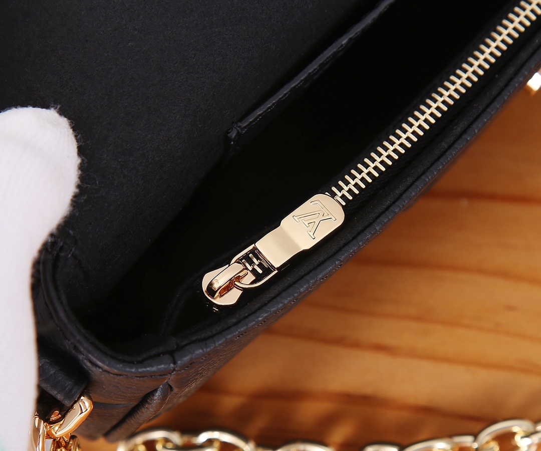 Louis Vuitton Wallet on Chain Ivy - Image 9
