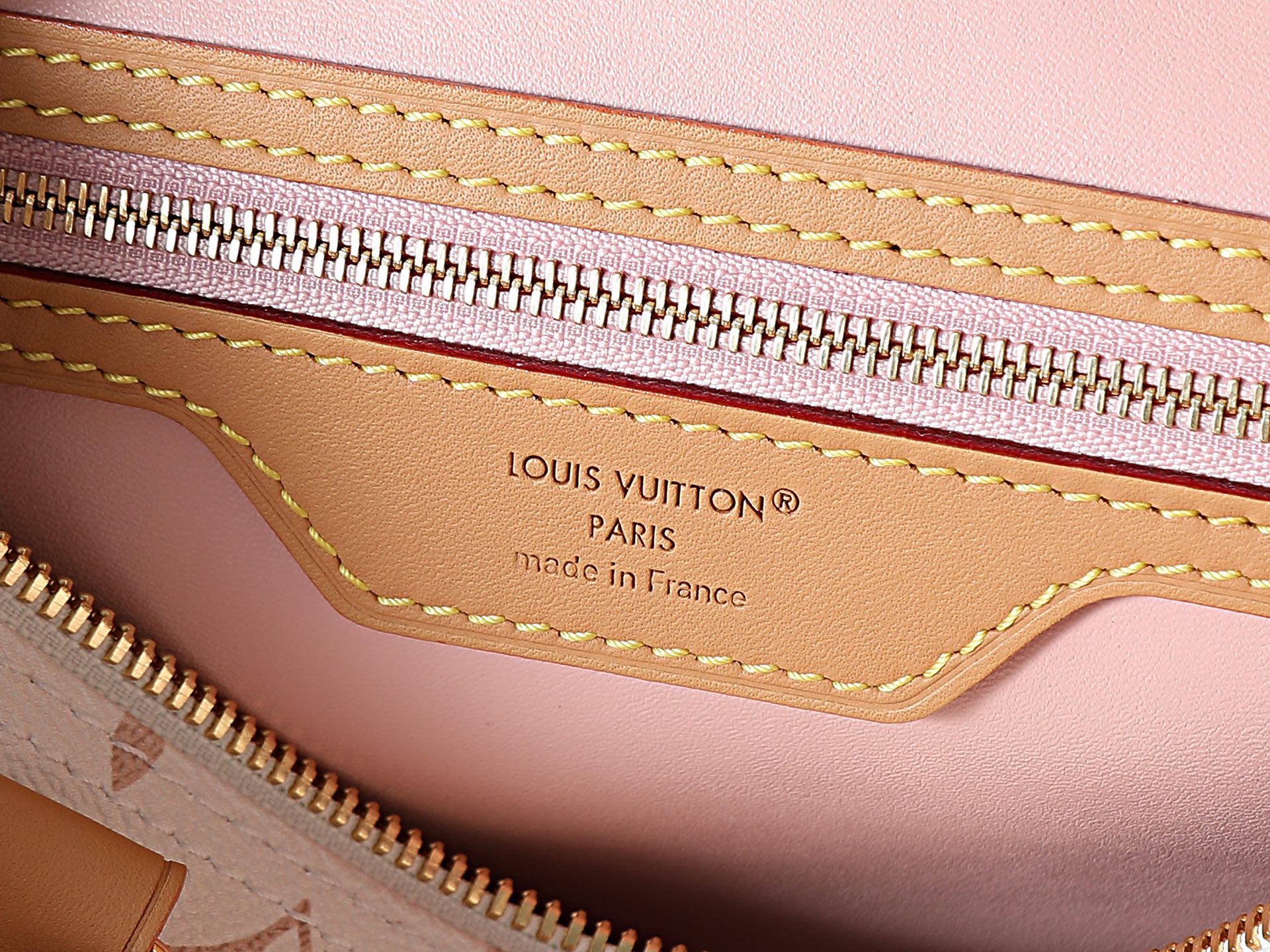 Louis Vuitton Speedy Soft 30 Lucky Handbag - Image 9