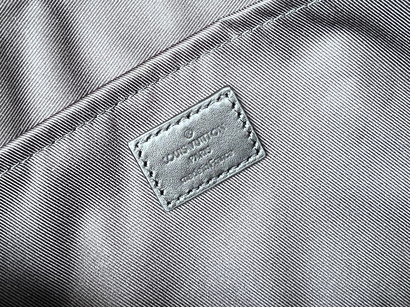 Louis Vuitton Aerogram Shoulder Chest Bag - Image 9