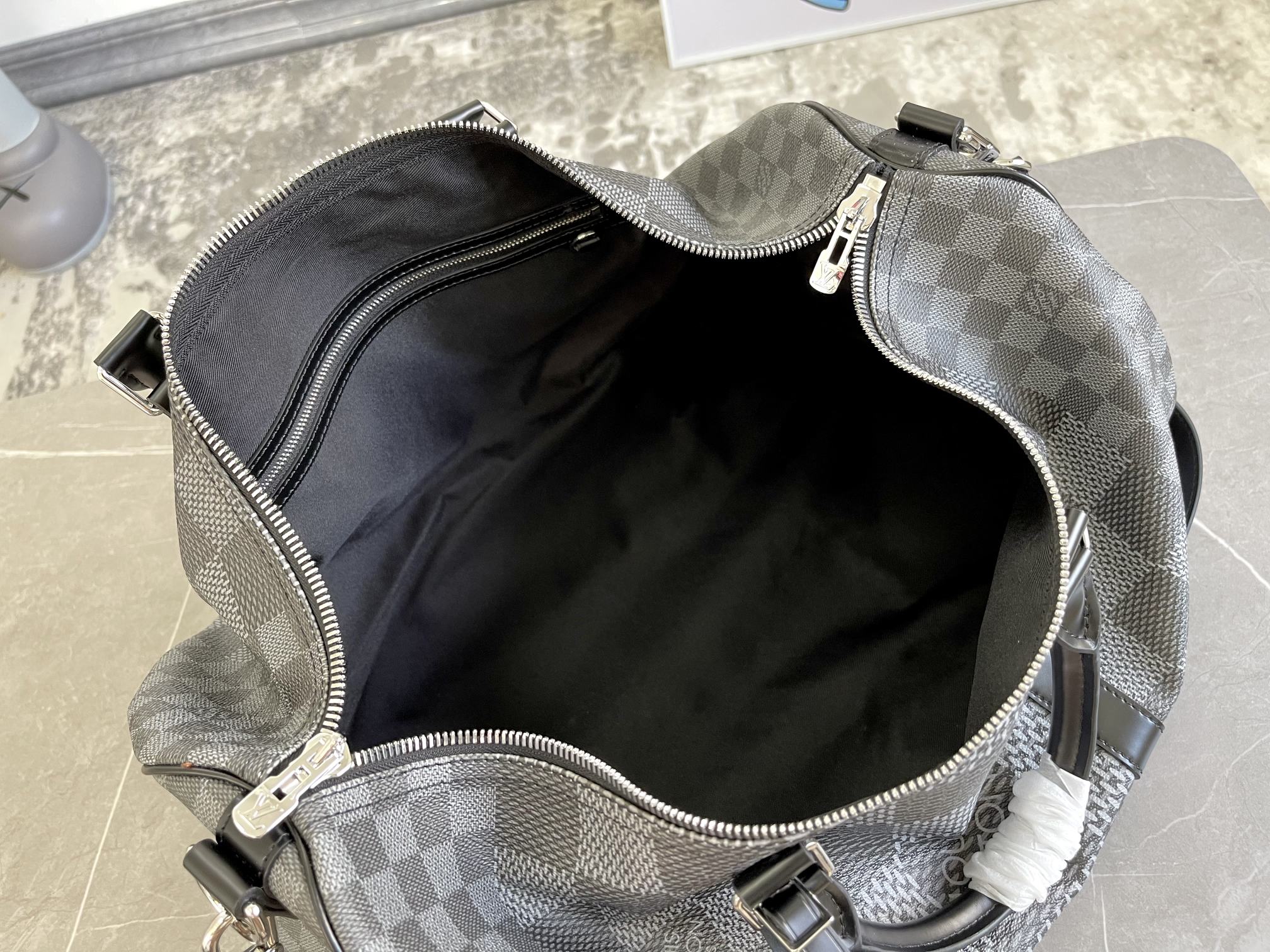 Louis Vuitton Keepall Bandouliere 50 Travel Bag - Image 9