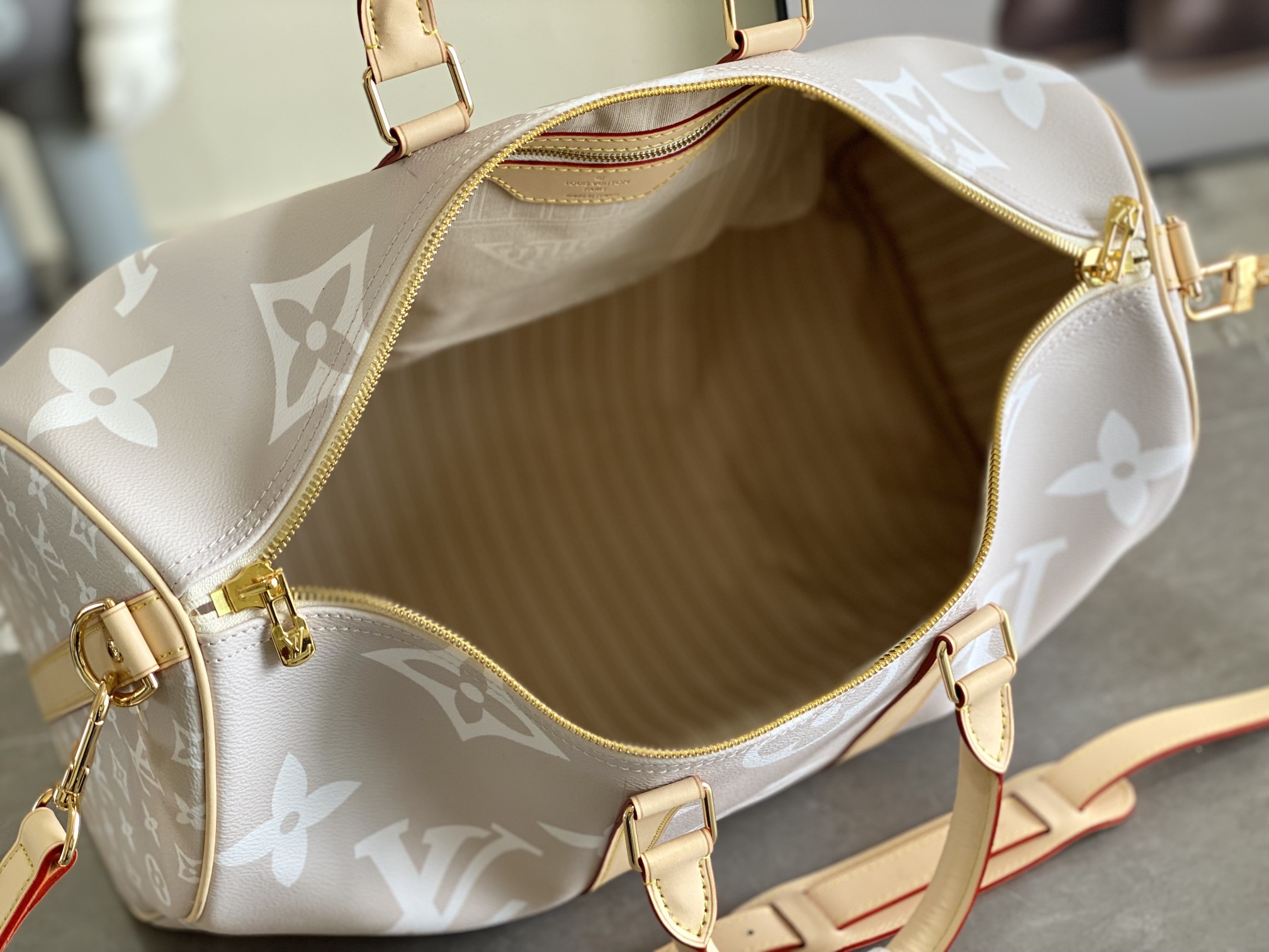 Louis Vuitton Keepall 45 Travel Bag - Image 9