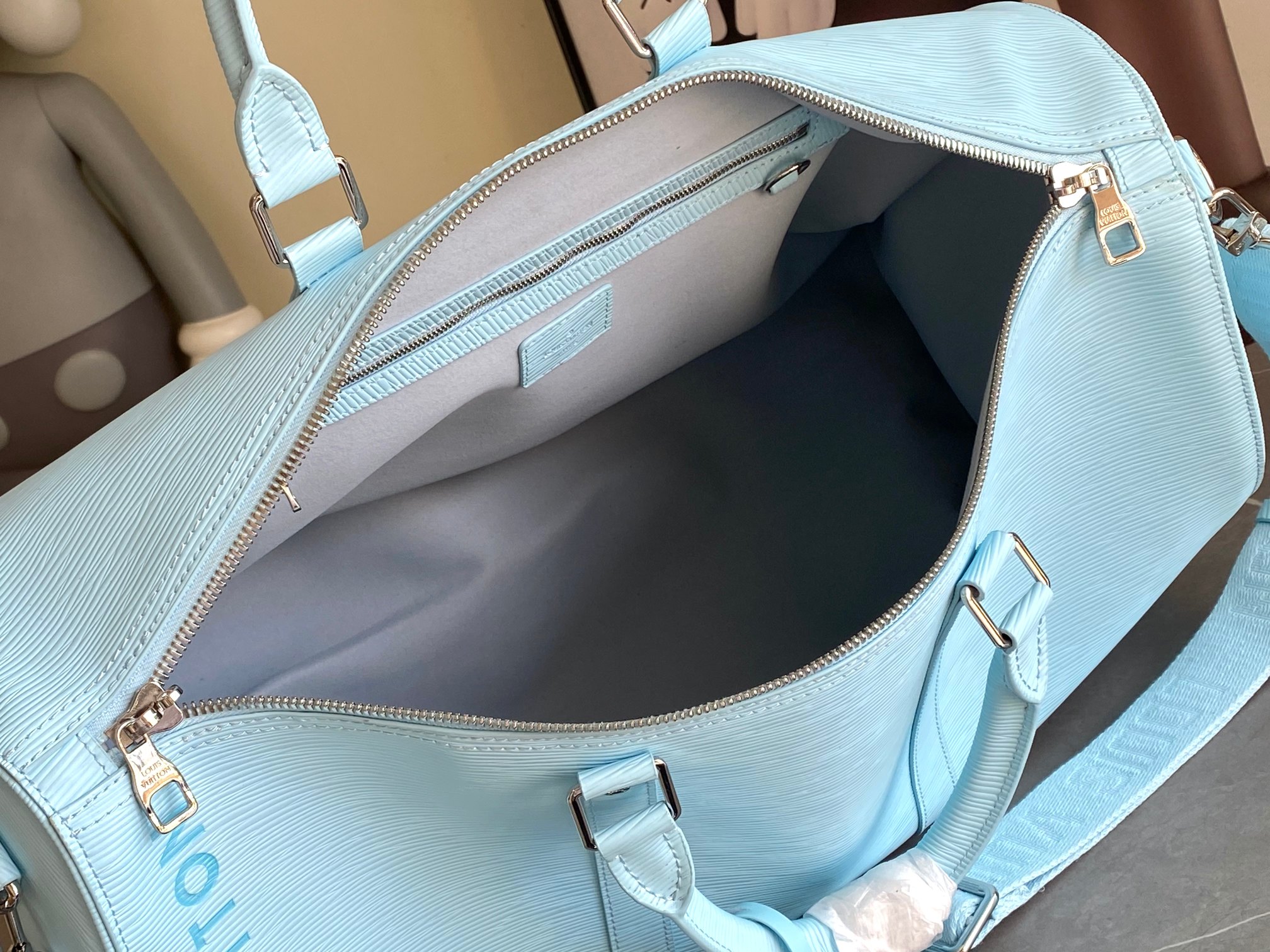 Keepall Bandouliere 50 Travel Bag - Image 9