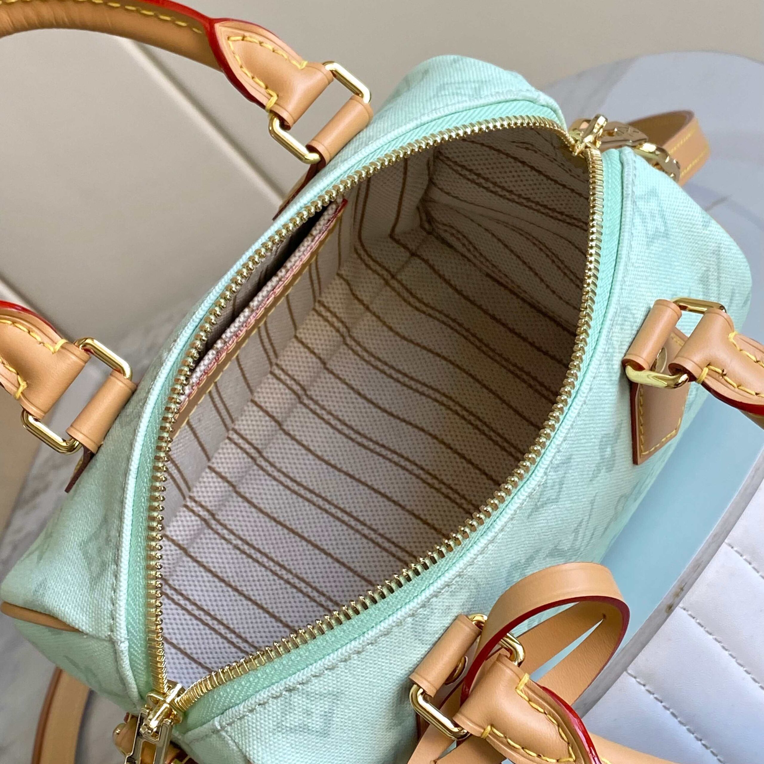 Louis Vuitton Speedy Bandouliere 20 Monogram Crossbody Bag - Image 9