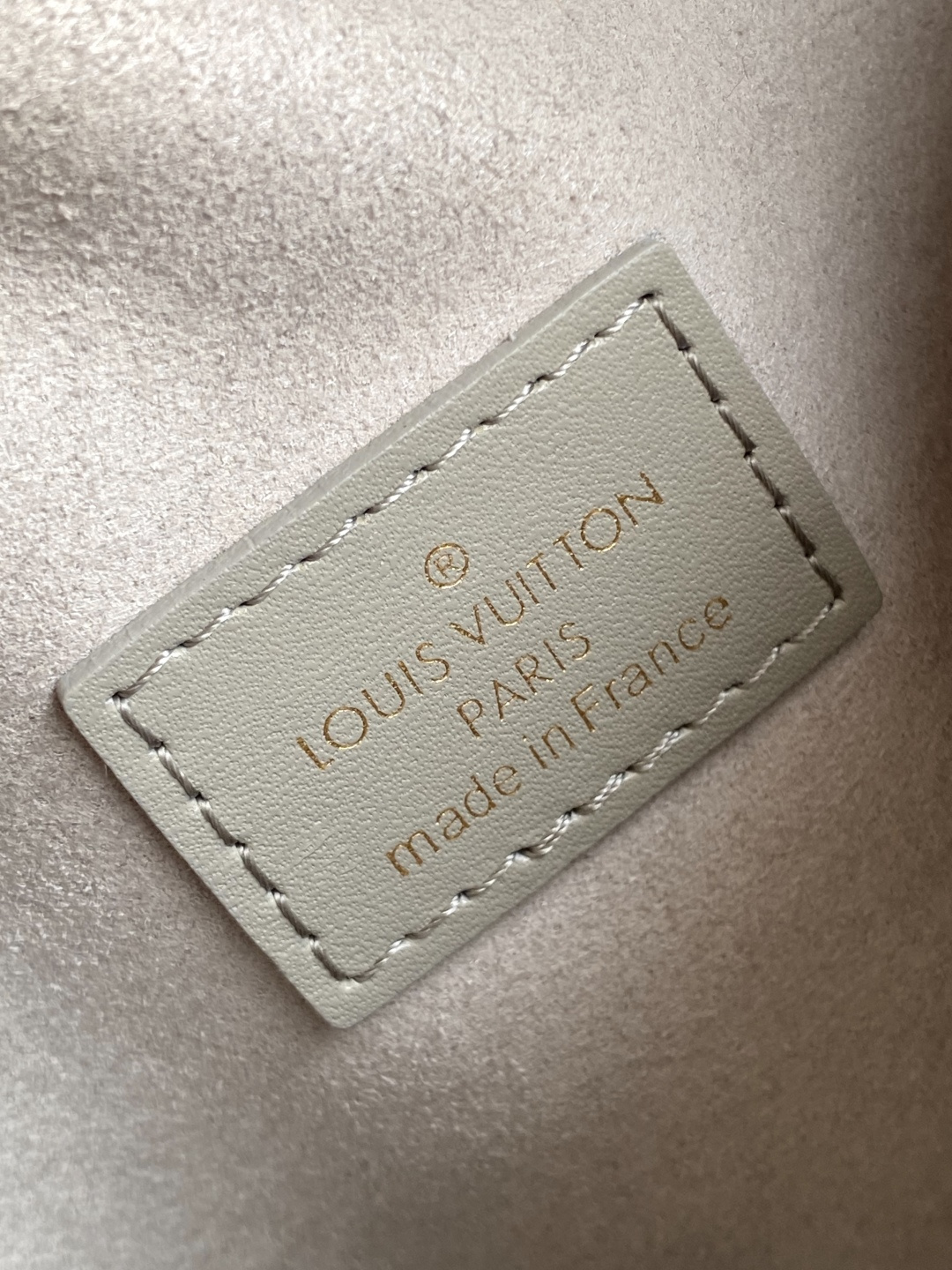 Louis Vuitton Side Trunk Medium Handbag M25602 - Image 9