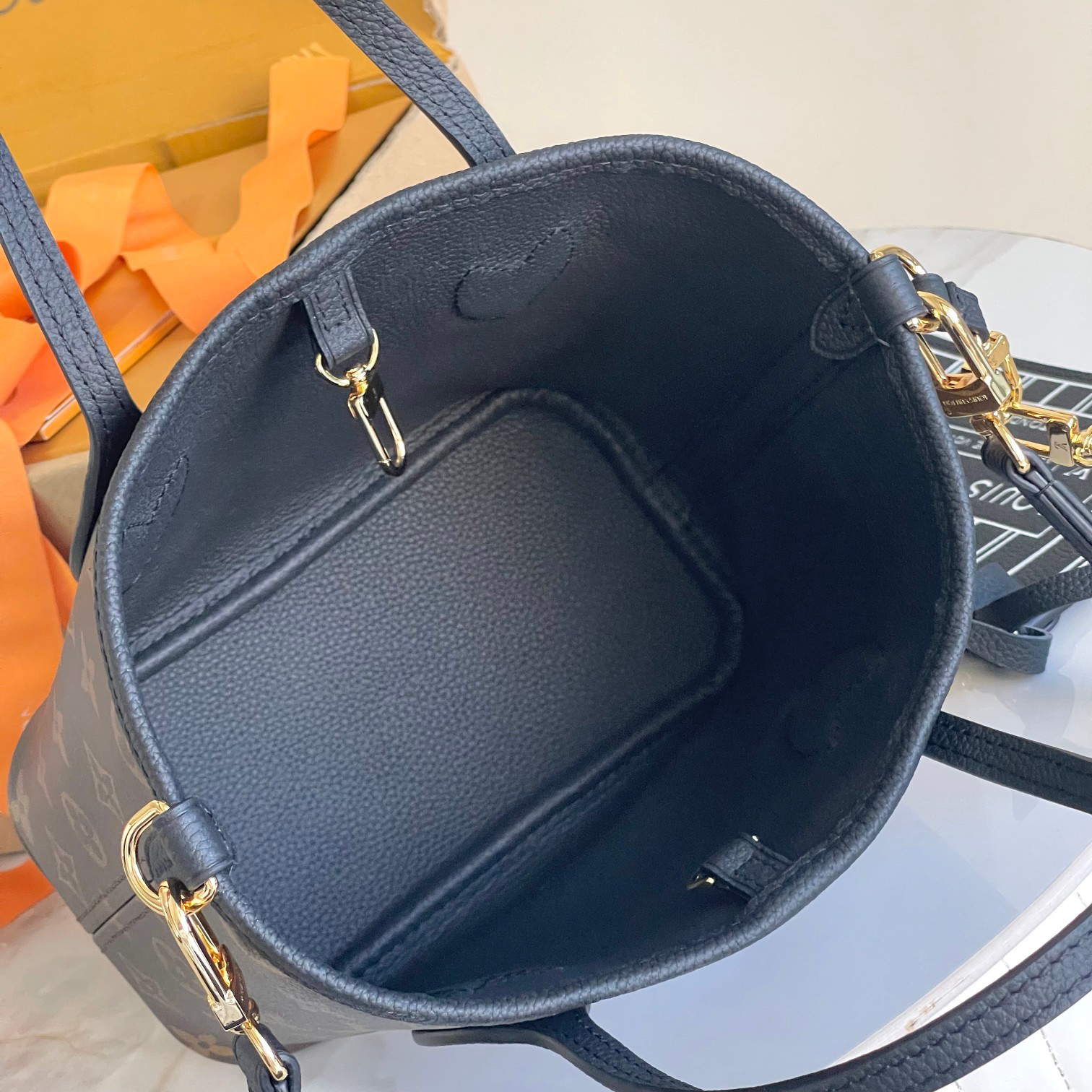 Louis Vuitton Neverfull BB Tote Bag in Damier Azur Canvas - Image 9