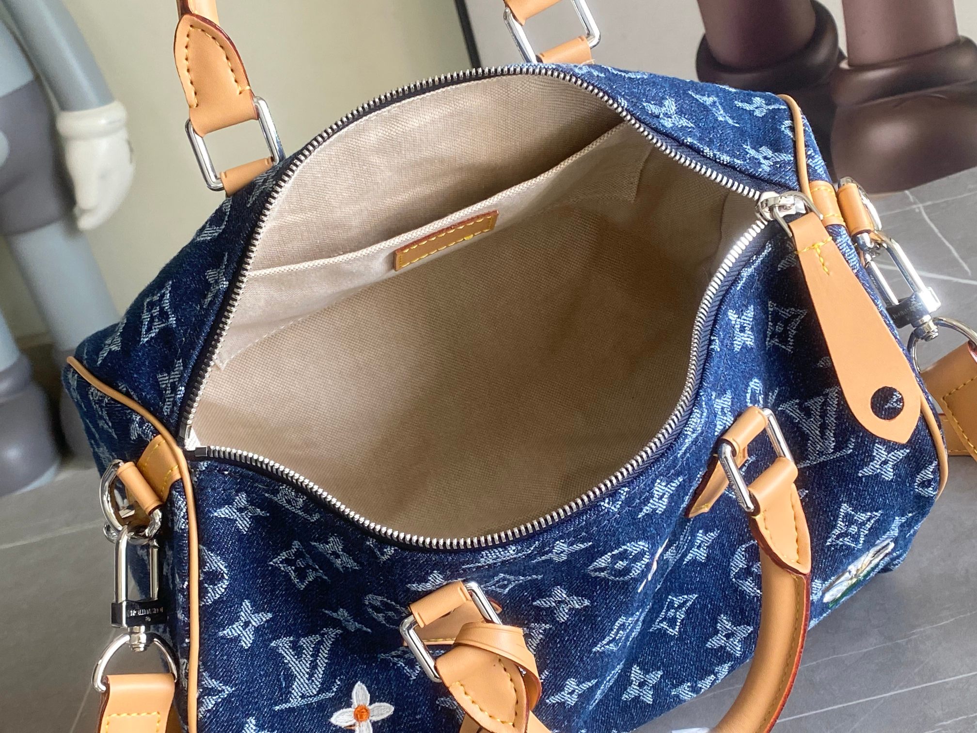 Louis Vuitton Speedy 30 Bandoulière Handbag M27556 - Image 9