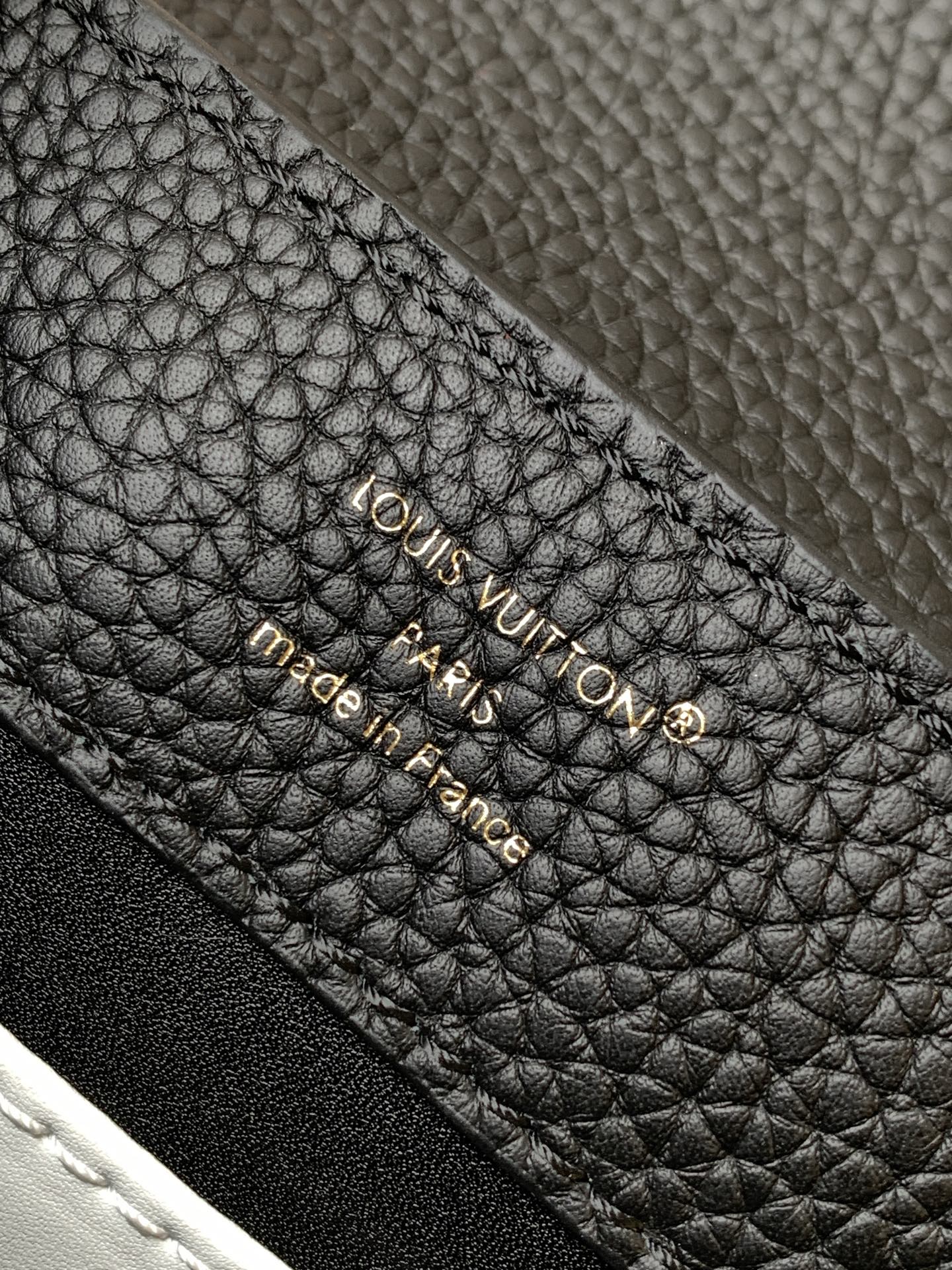 Louis Vuitton Capucines BB Trilogy Series Taurillon Leather Handbag - Image 9