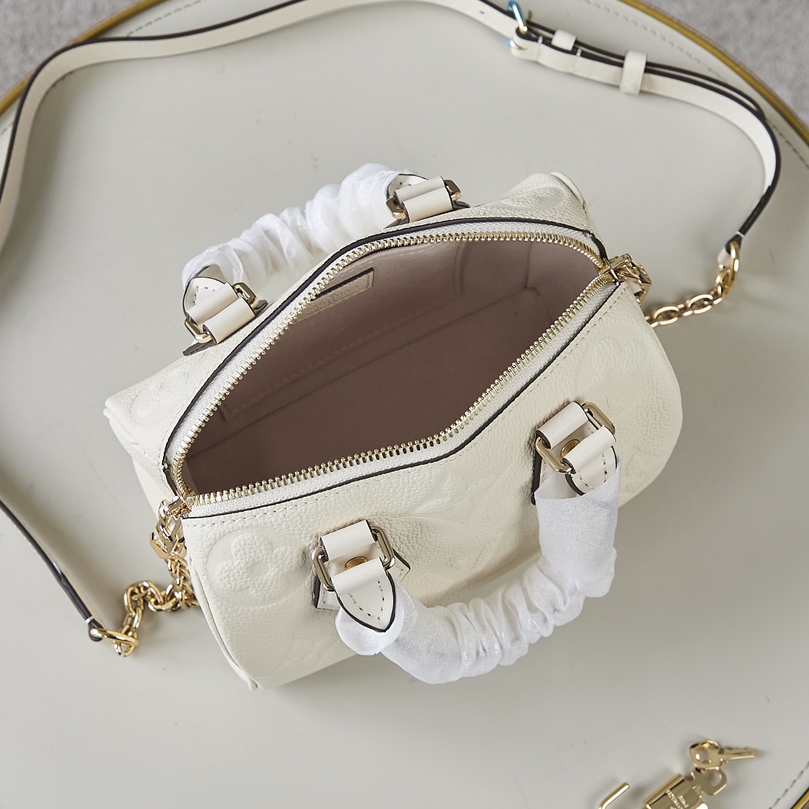 Louis Vuitton Speedy Bandoulière 20 Monogram Empreinte Handbag - Image 9