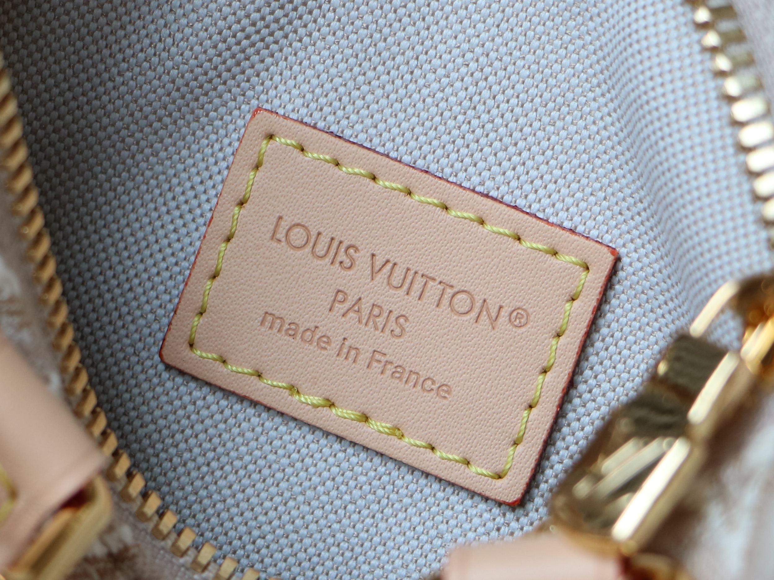 Louis Vuitton Nano Speedy Handbag in White Embossed Canvas - Image 9