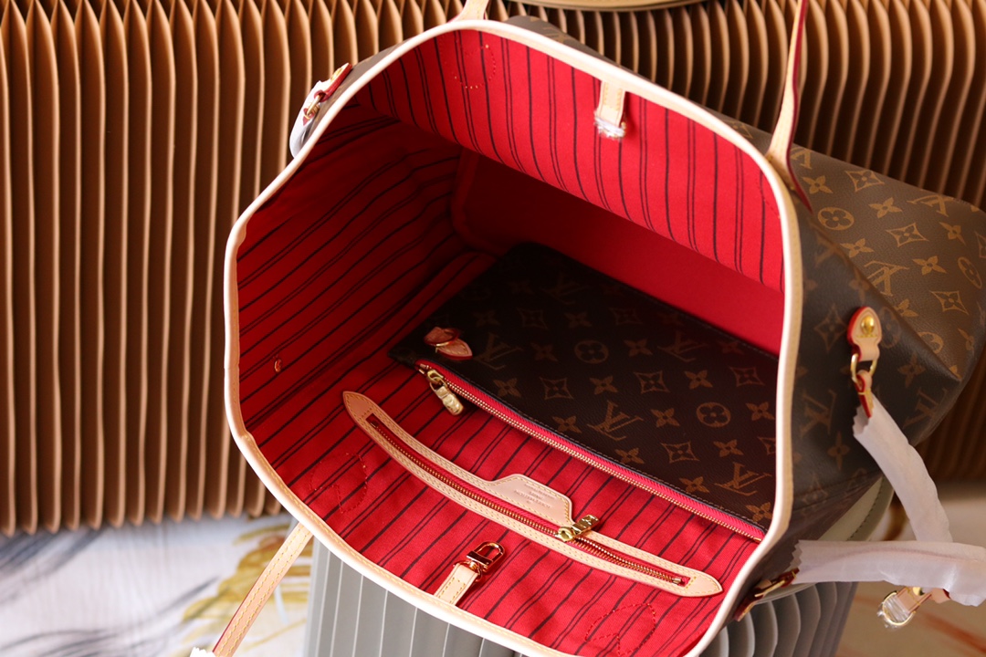 Neverfull Medium Tote Bag - Image 9