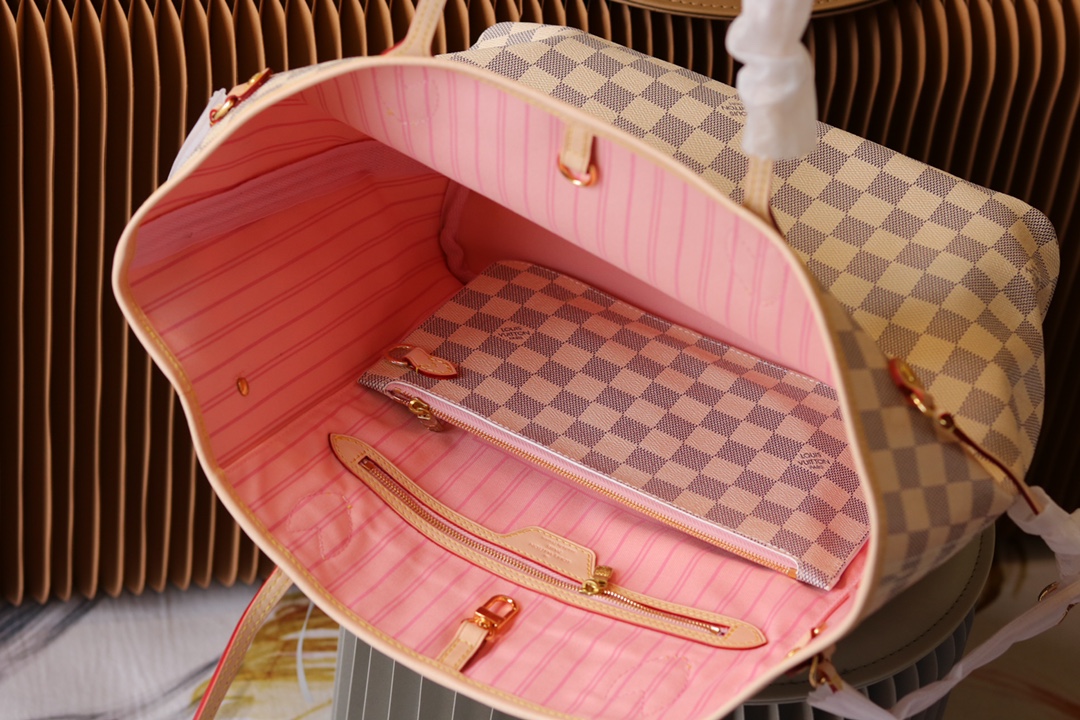 Louis Vuitton Neverfull MM Tote Bag - Image 9