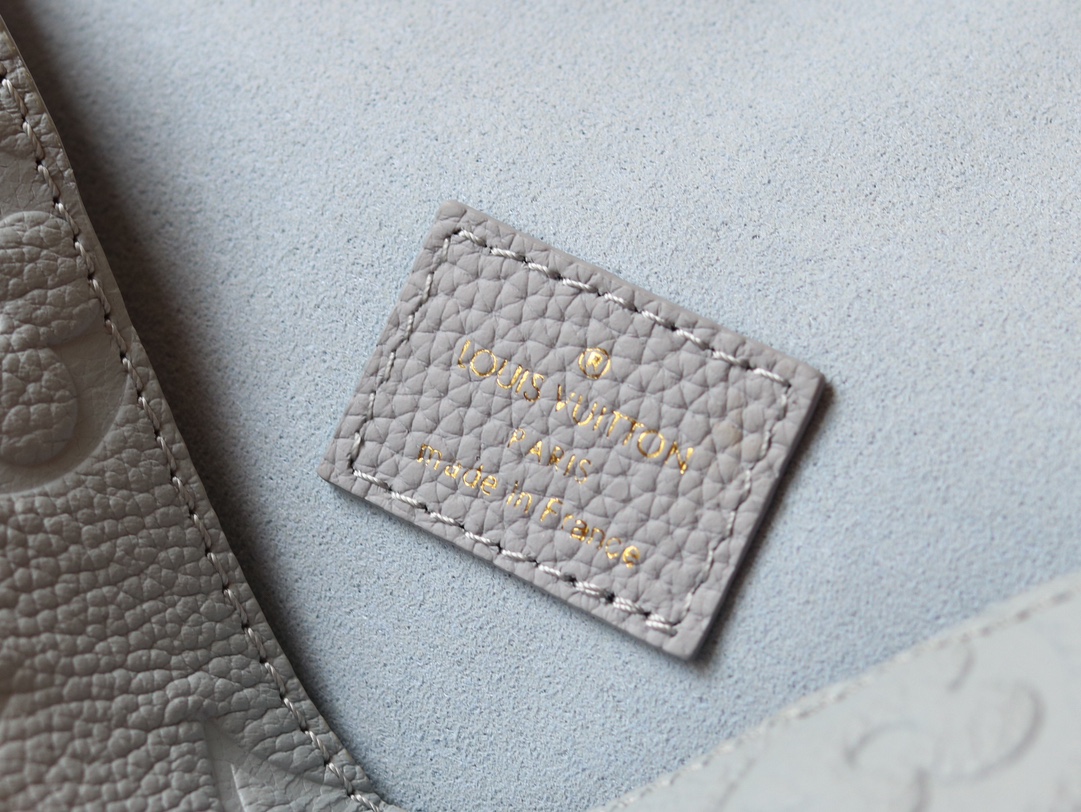 Louis Vuitton Nano Diane Mini Shoulder Bag - Image 9