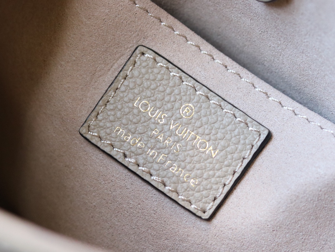 Louis Vuitton OnTheGo BB Handbag in Monogram Empreinte Leather - Image 9