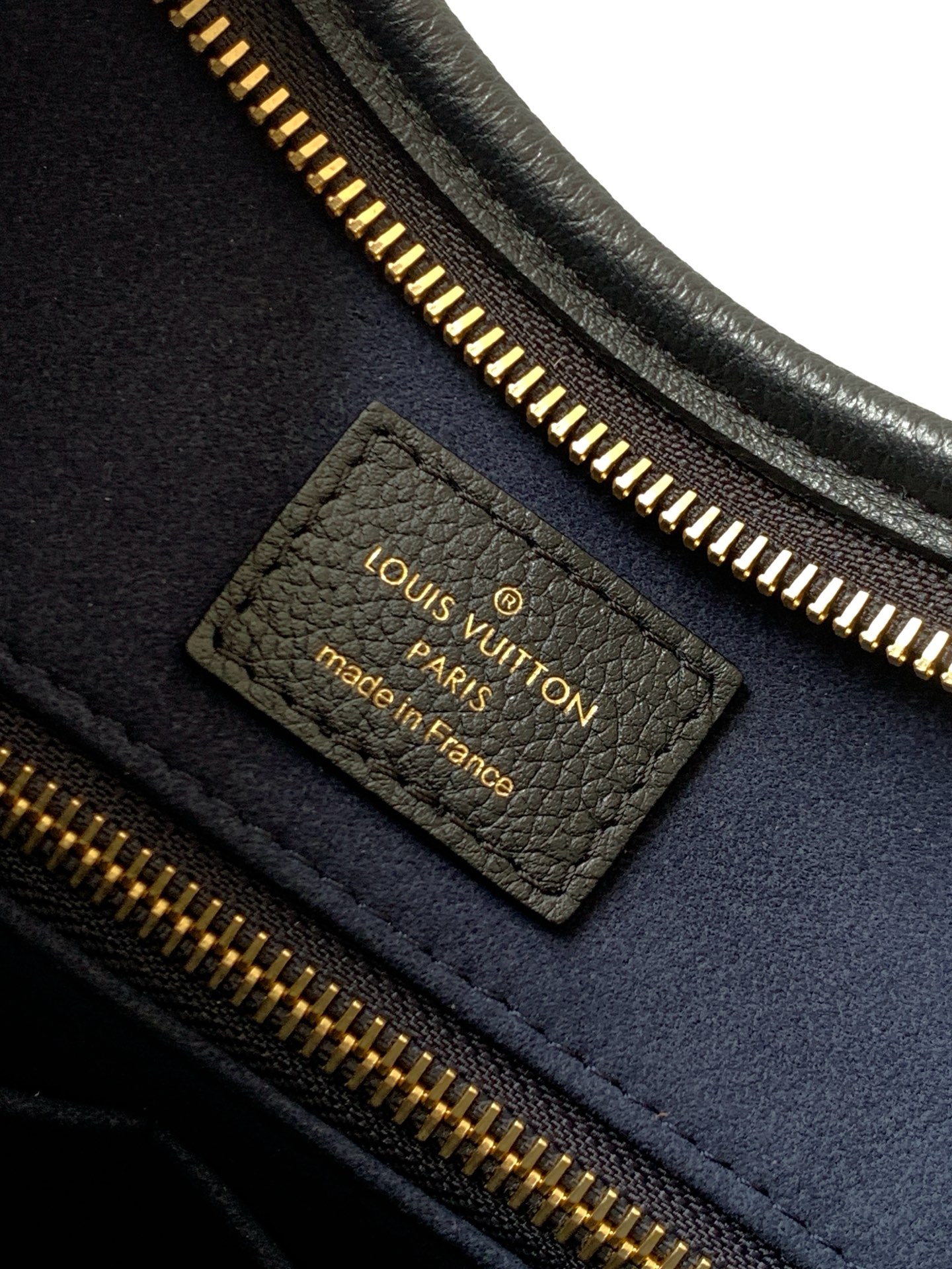 Louis Vuitton CarryAll PM Handbag M46288 - Image 9