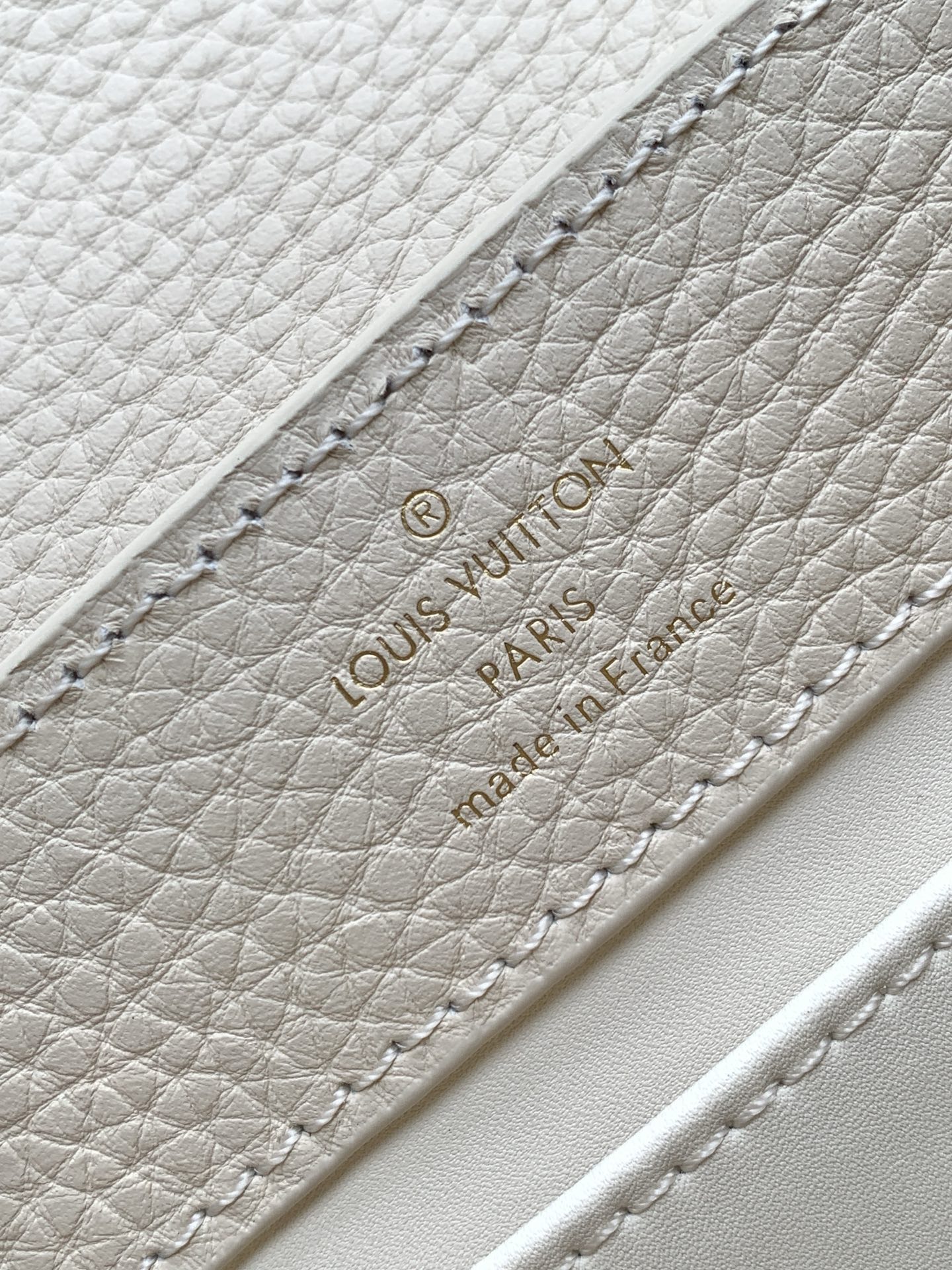 Louis Vuitton Capucines Daydream M25611 Handbag - Image 9