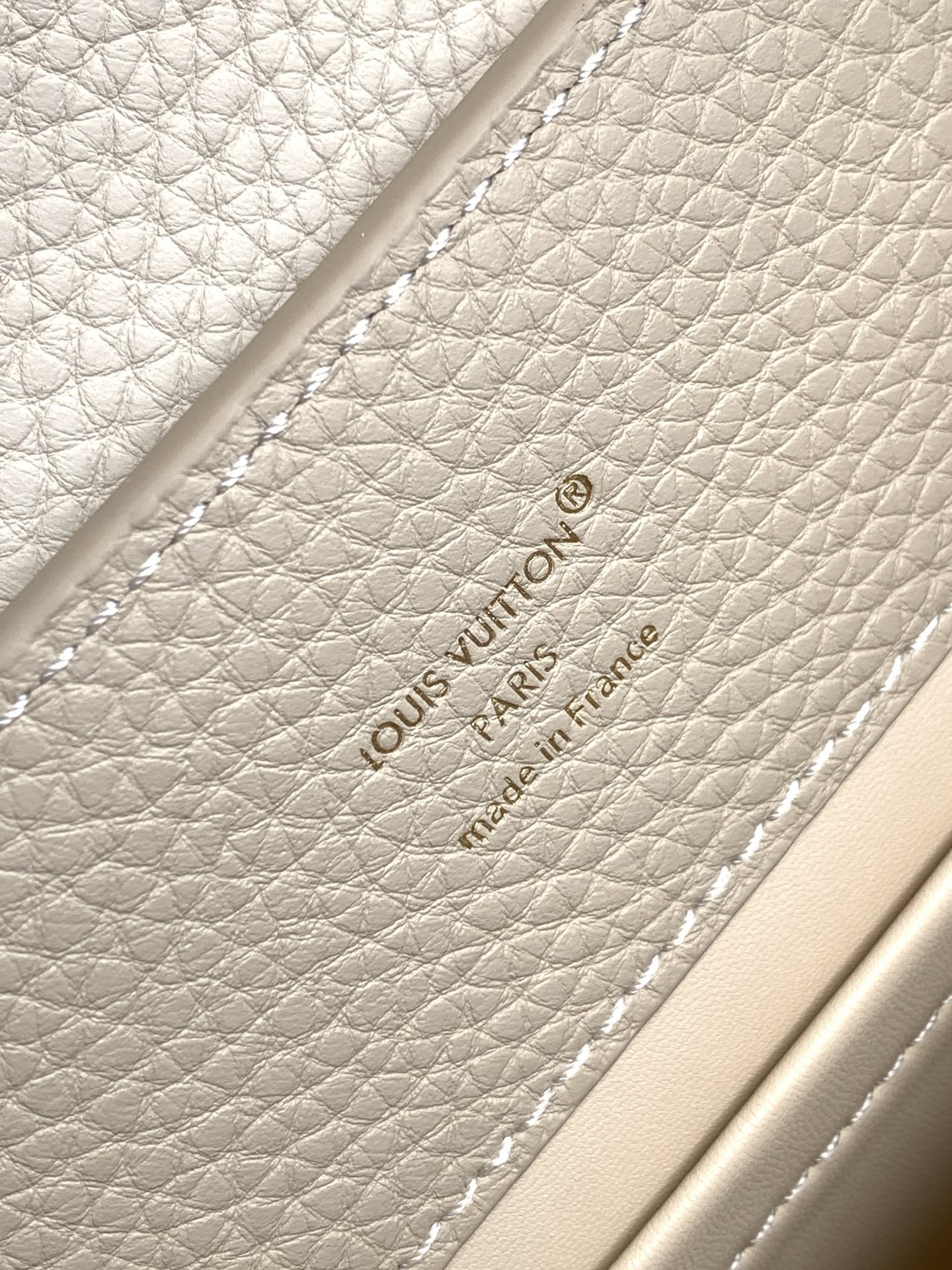 Louis Vuitton Capucines BB Daydream Handbag - Image 9