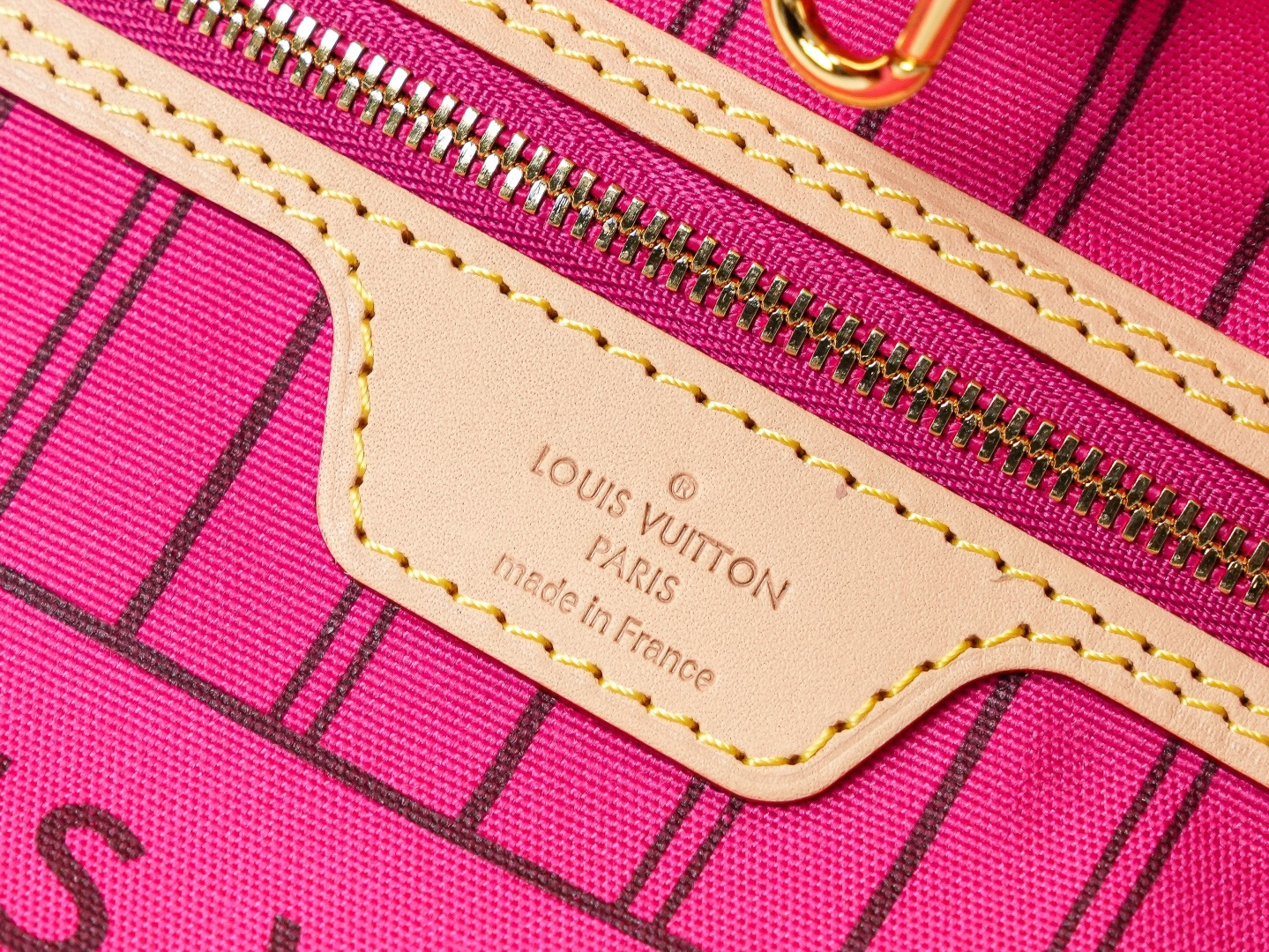 Louis Vuitton Neverfull Small Monogram Tote Bag M41000 - Image 9