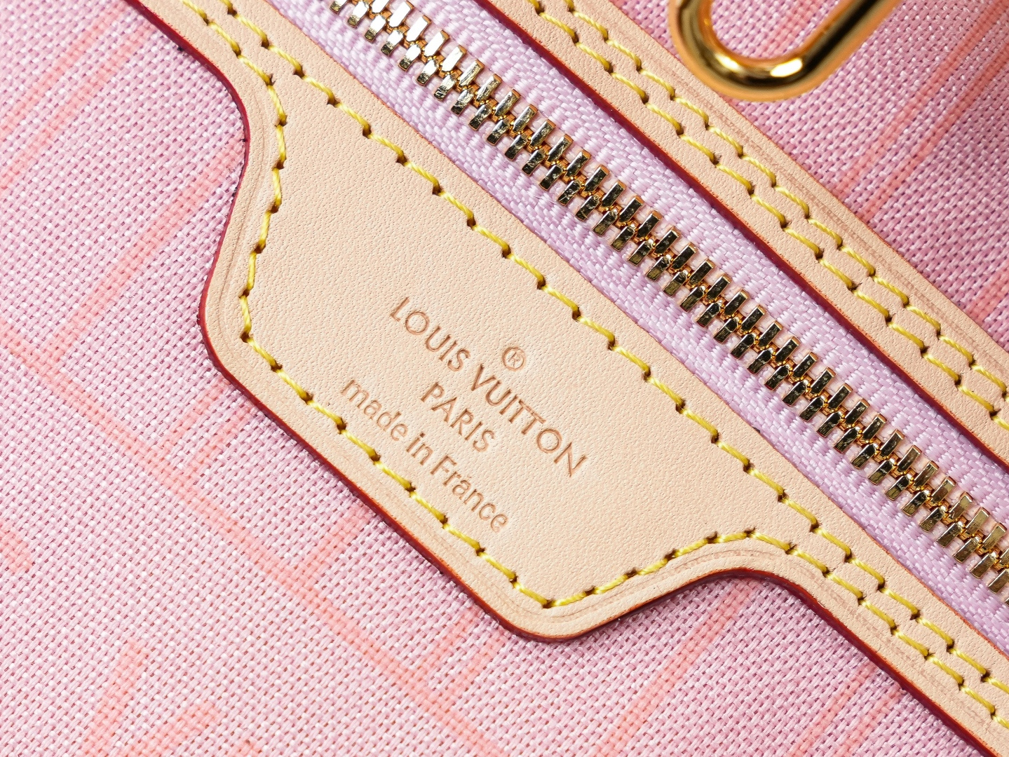 Louis Vuitton Neverfull Small Tote Bag in Damier Azur Canvas - Image 9
