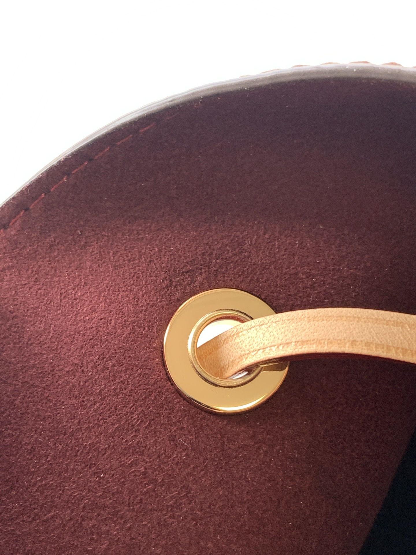 Louis Vuitton NéoNoé BB Mini Bucket Bag in Monogram Canvas - Image 9