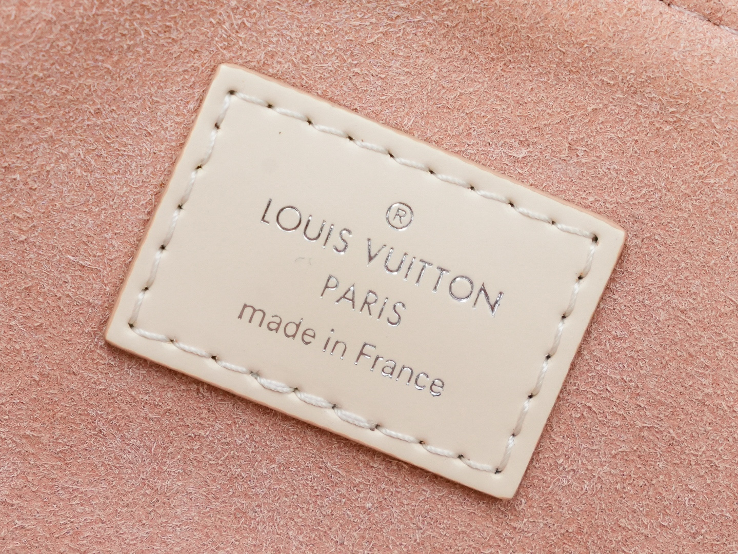 Louis Vuitton Nano Alma Handbag in White Epi Leather - Image 9