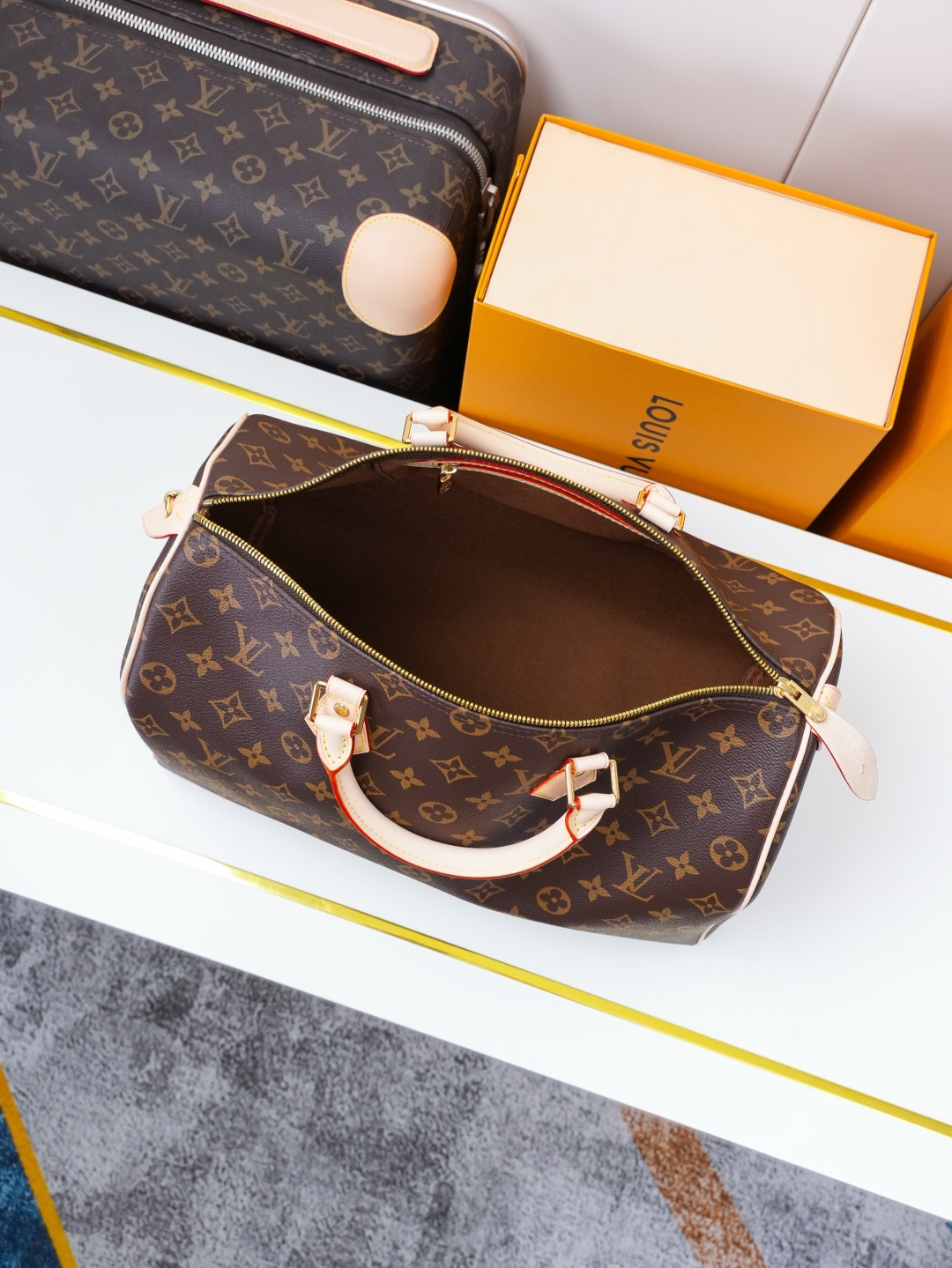 Louis Vuitton Speedy Bandoulière 35 Handbag in Damier Ebene - Image 9