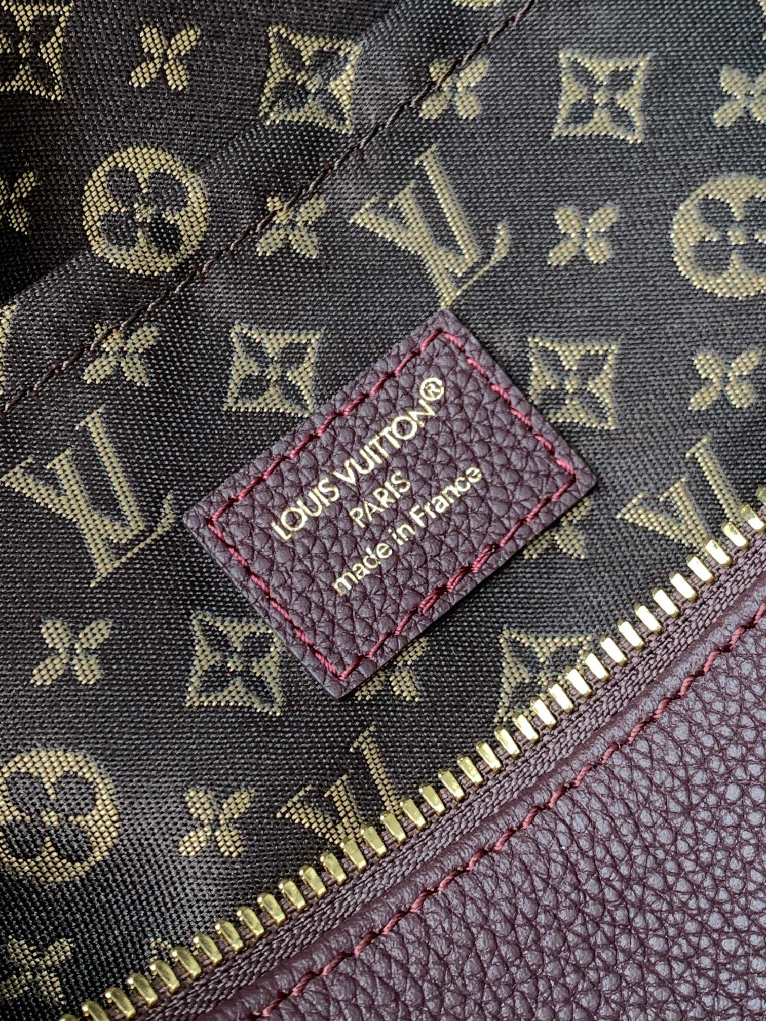 Louis Vuitton Express Medium Handbag in Brown Monogram - Image 9