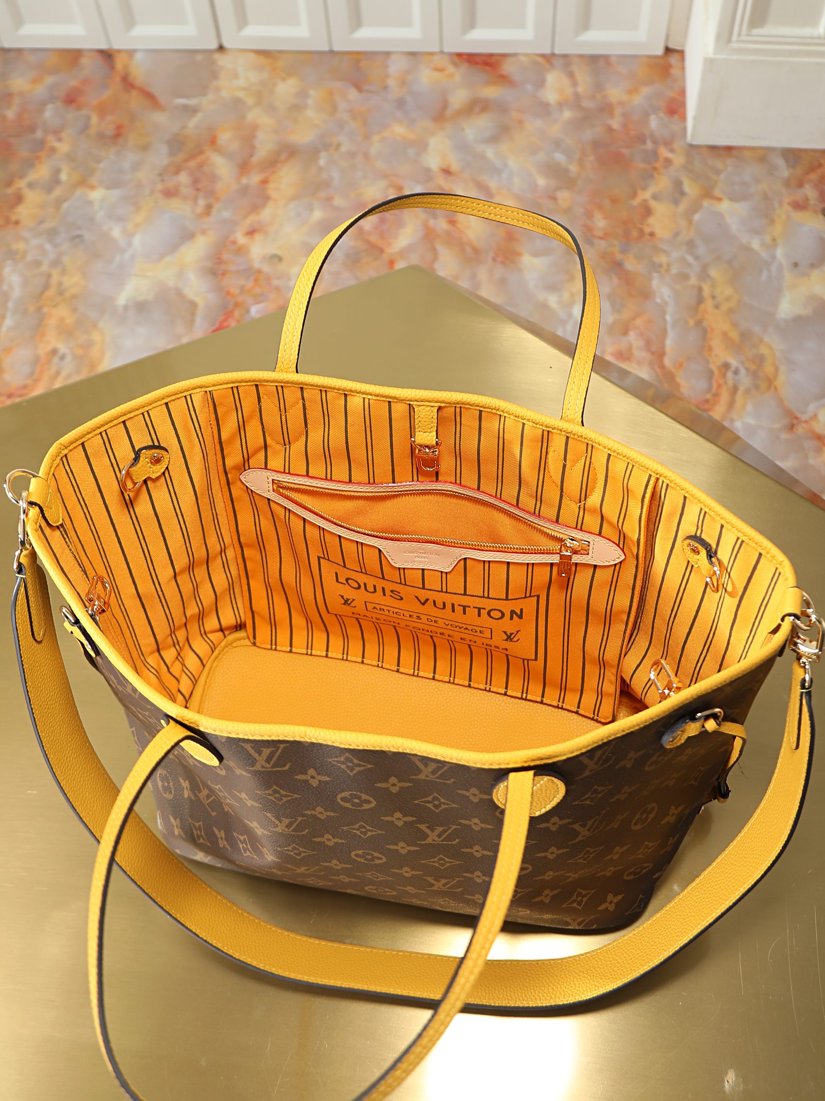 Louis Vuitton Neverfull Bandoulière Inside Out MM Tote Bag in Yellow Monogram - Image 9