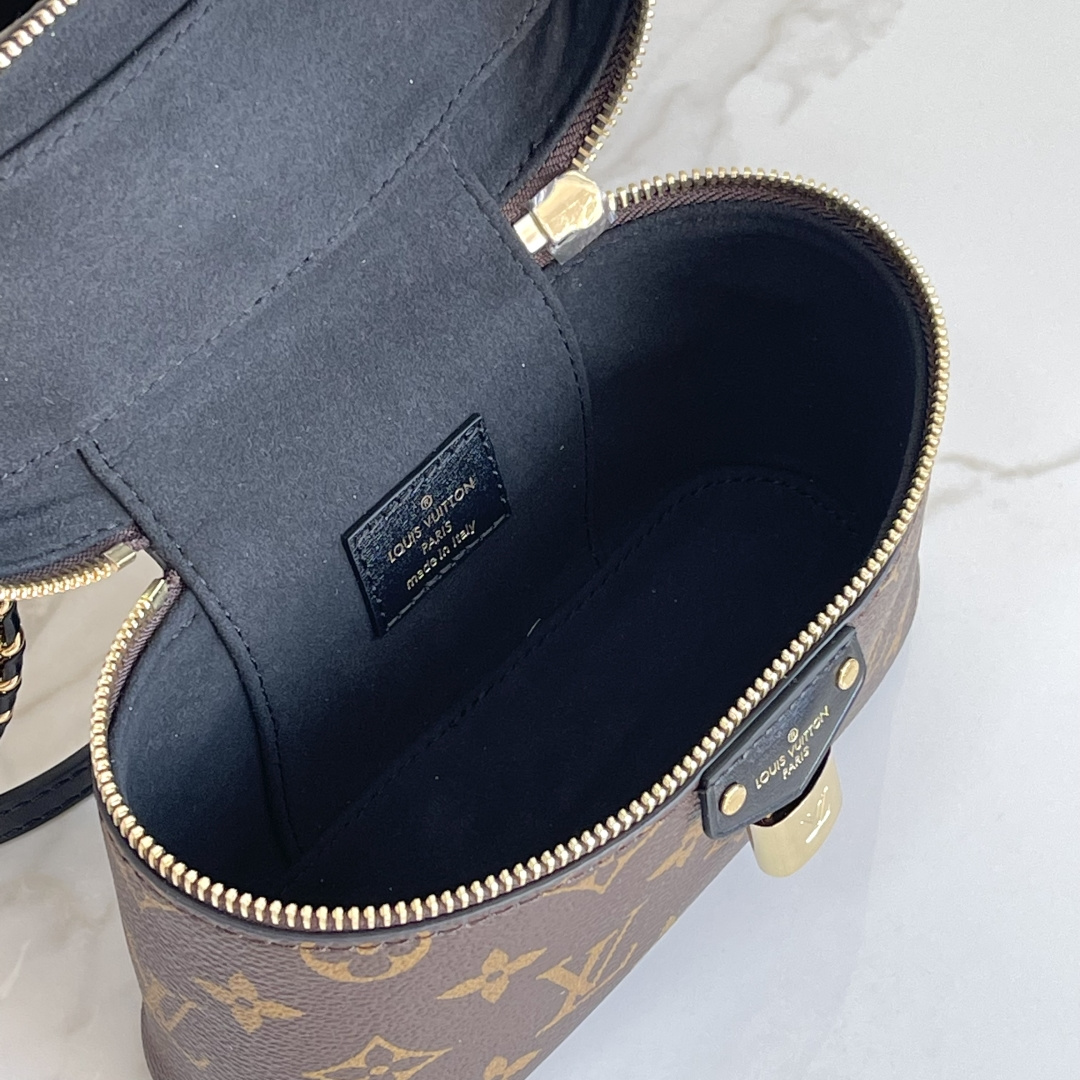 Louis Vuitton Vanity Chain Pouch M47125 - Image 9