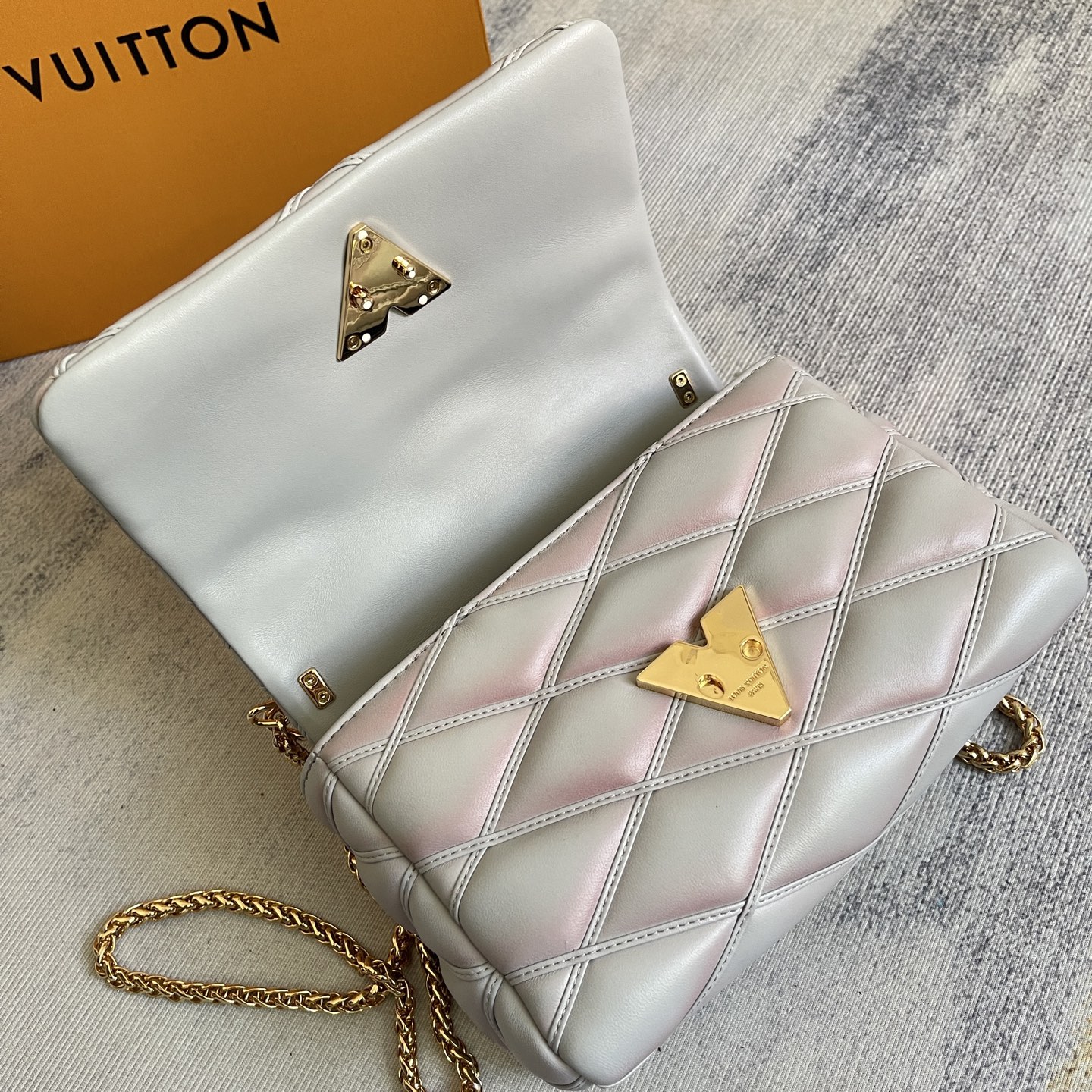 Louis Vuitton GO-14 MM Quilted Lambskin Handbag - Image 9