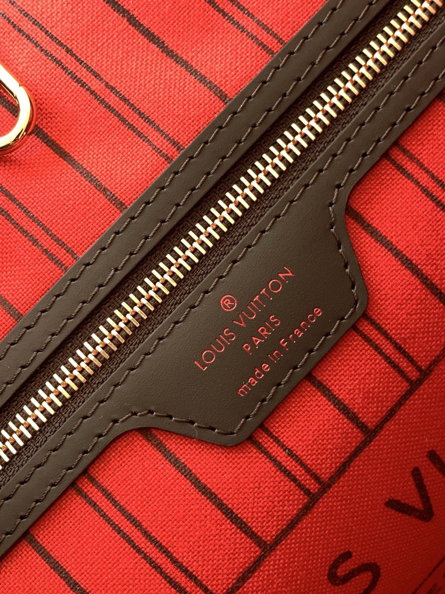Louis Vuitton Neverfull MM Tote Bag - Image 9