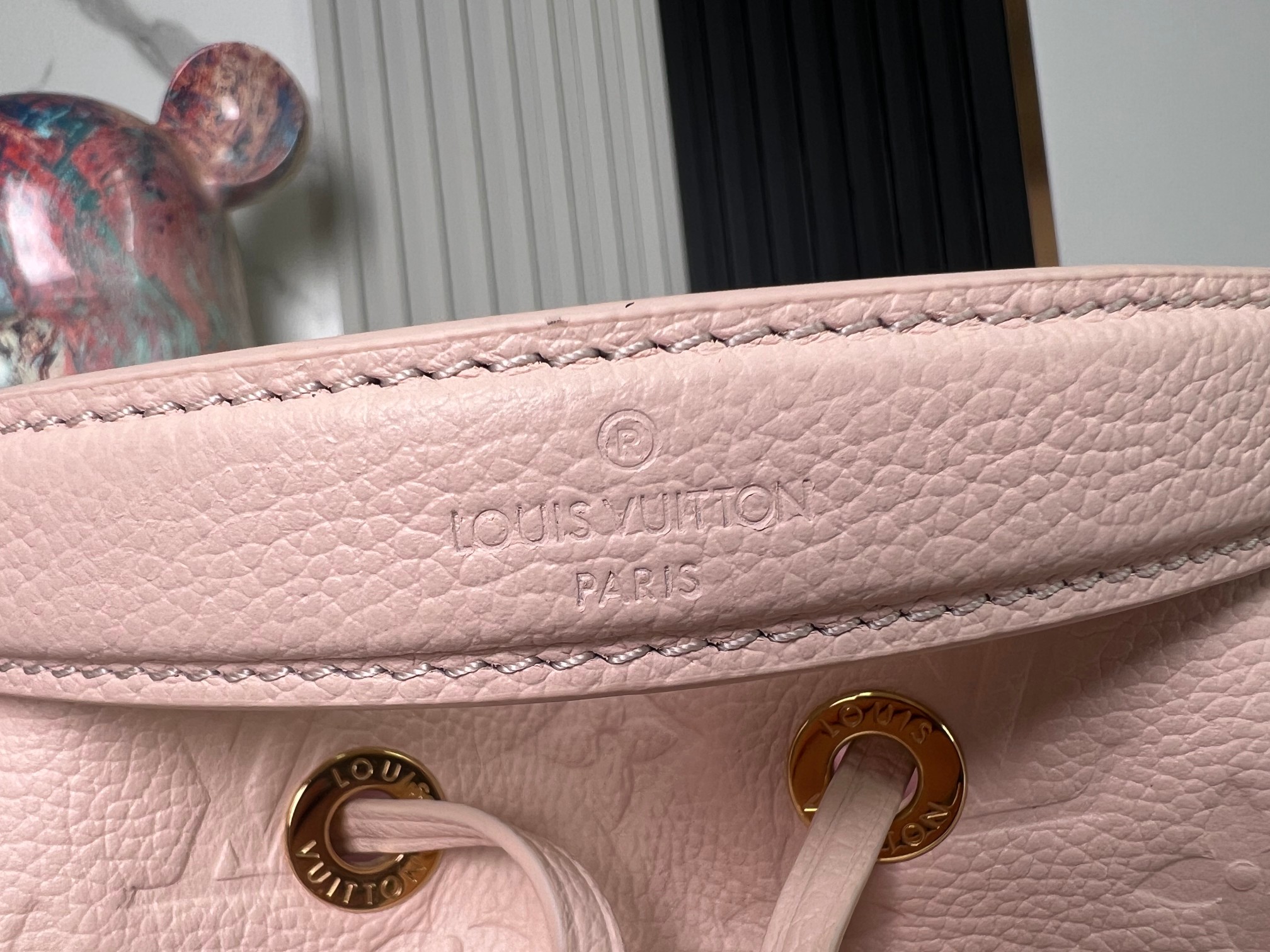 Louis Vuitton NéoNoé BB Bucket Bag in Pink Monogram Empreinte Leather - Image 9