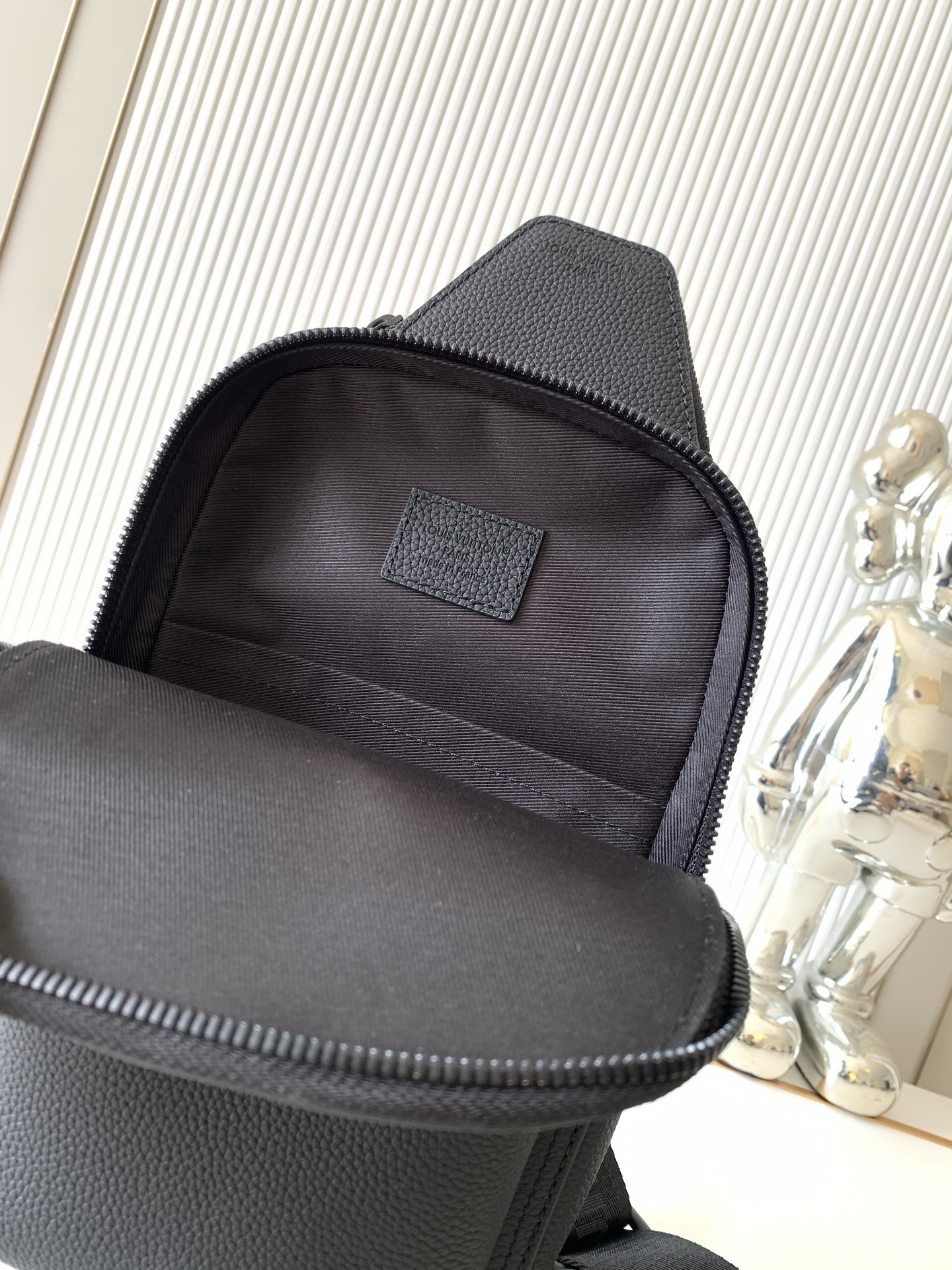 Louis Vuitton Avenue Sling Bag PM – LV Aerogram - Image 9