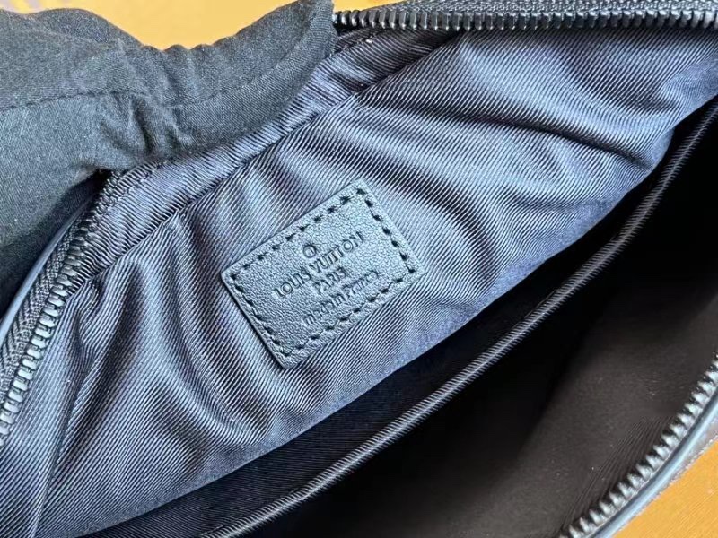 Louis Vuitton Duo Messenger Bag in Monogram Shadow Leather - Image 9