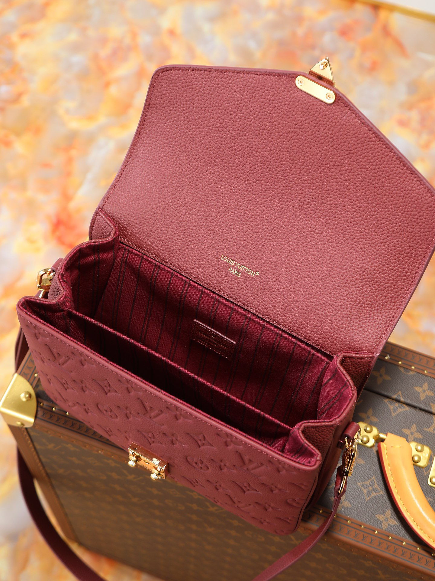 Louis Vuitton Pochette Métis Handbag in Burgundy Monogram Empreinte Leather - Image 9