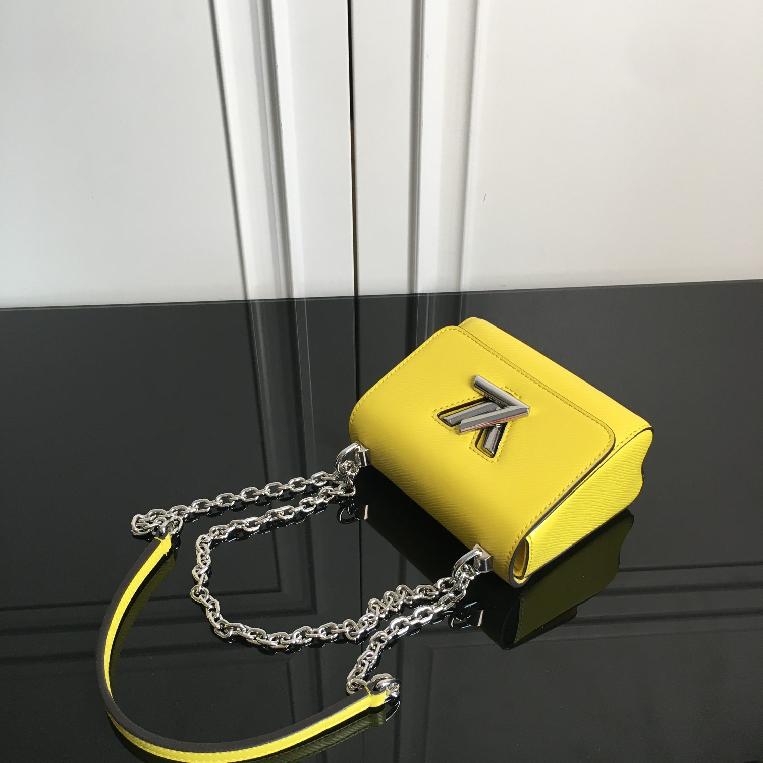 Louis Vuitton Twist Mini Shoulder Bag in Yellow Epi Leather - Image 9