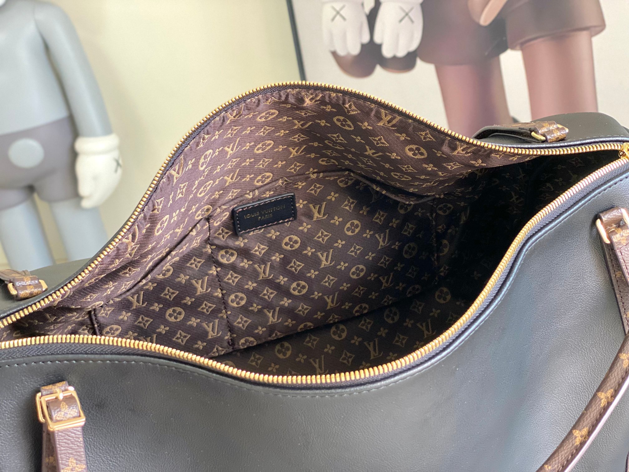 Louis Vuitton Express Travel Keepall Large Travel Bag M26037 - Image 9