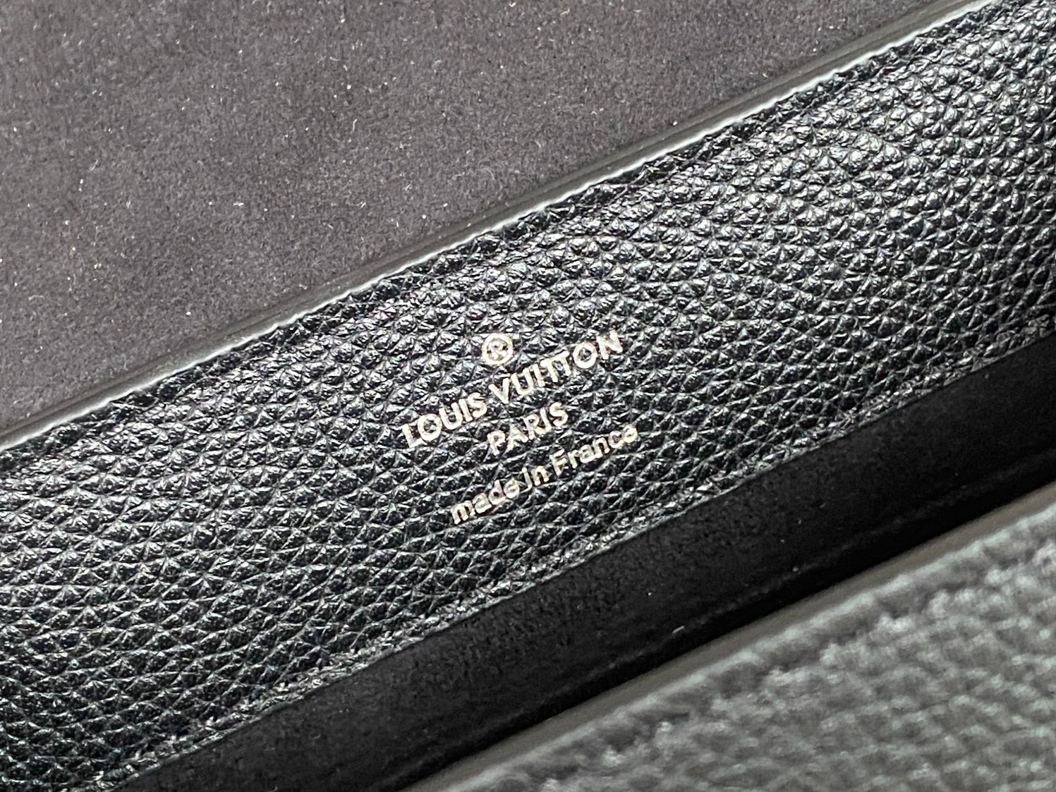Louis Vuitton Lockme Ever Mini Handbag - Image 9