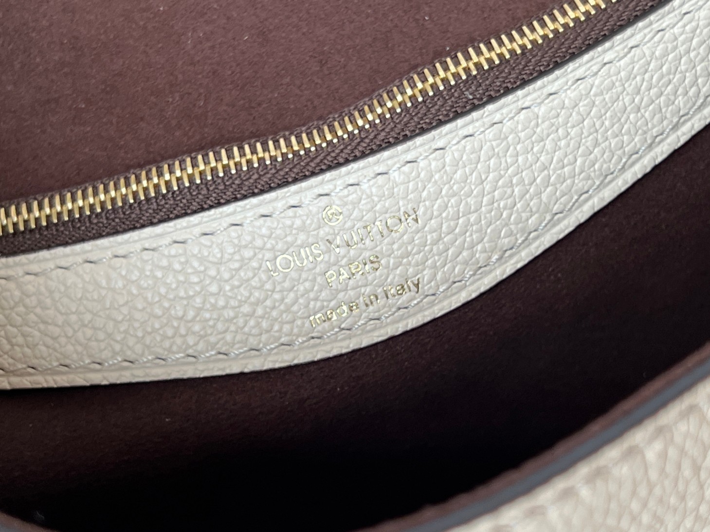 Louis Vuitton Diane Handbag in Monogram Empreinte Leather - Image 9