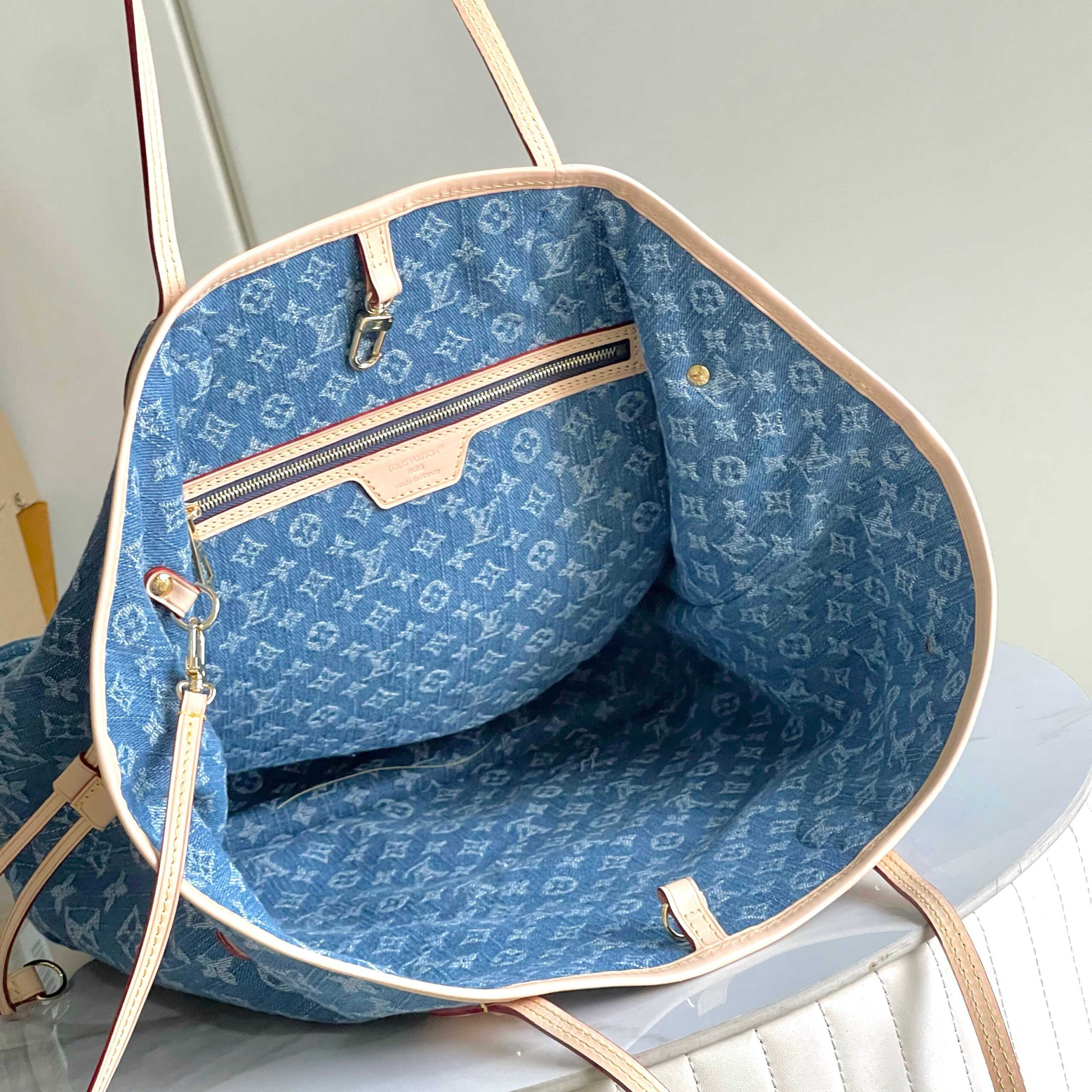 Louis Vuitton Neverfull MM Monogram Denim Tote Bag - Image 9