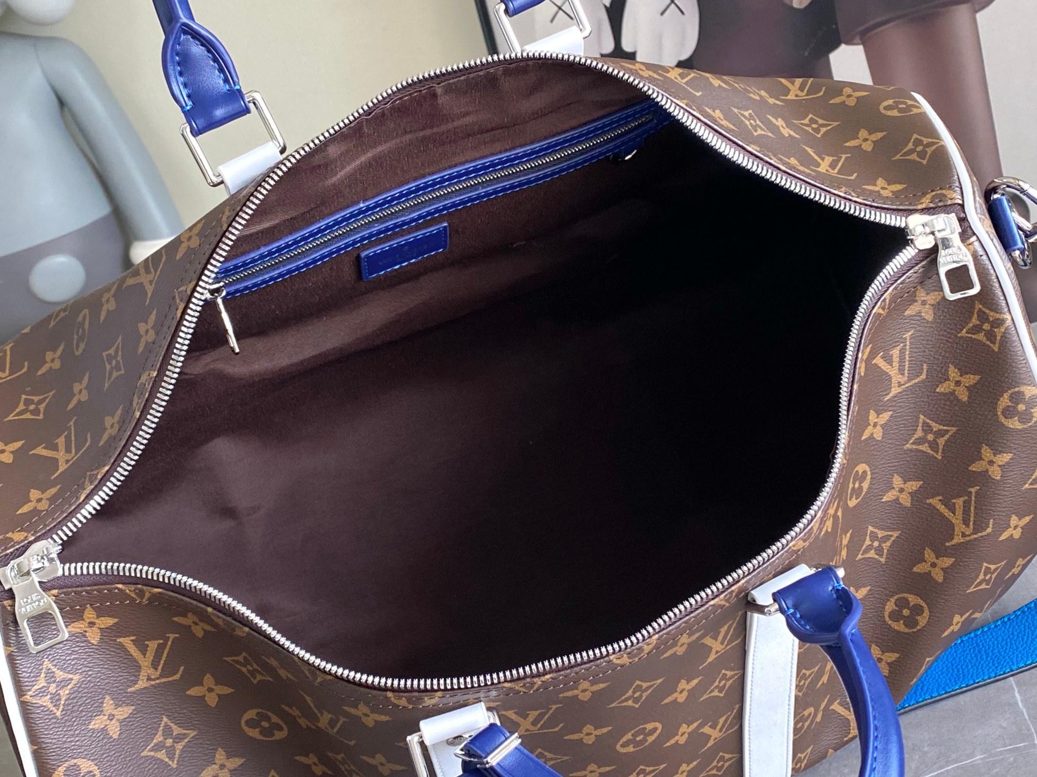 Keepall 50 Monogram Travel Bag with Shoulder Strap - Image 9