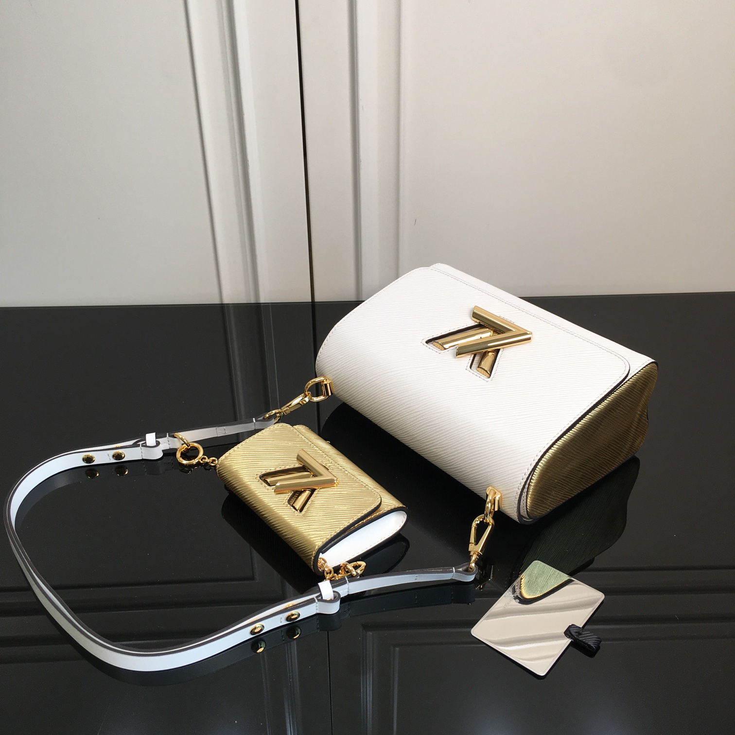 Louis Vuitton Twist Two-Piece Twin Bag in White Wave-Pattern Calfskin - Image 9