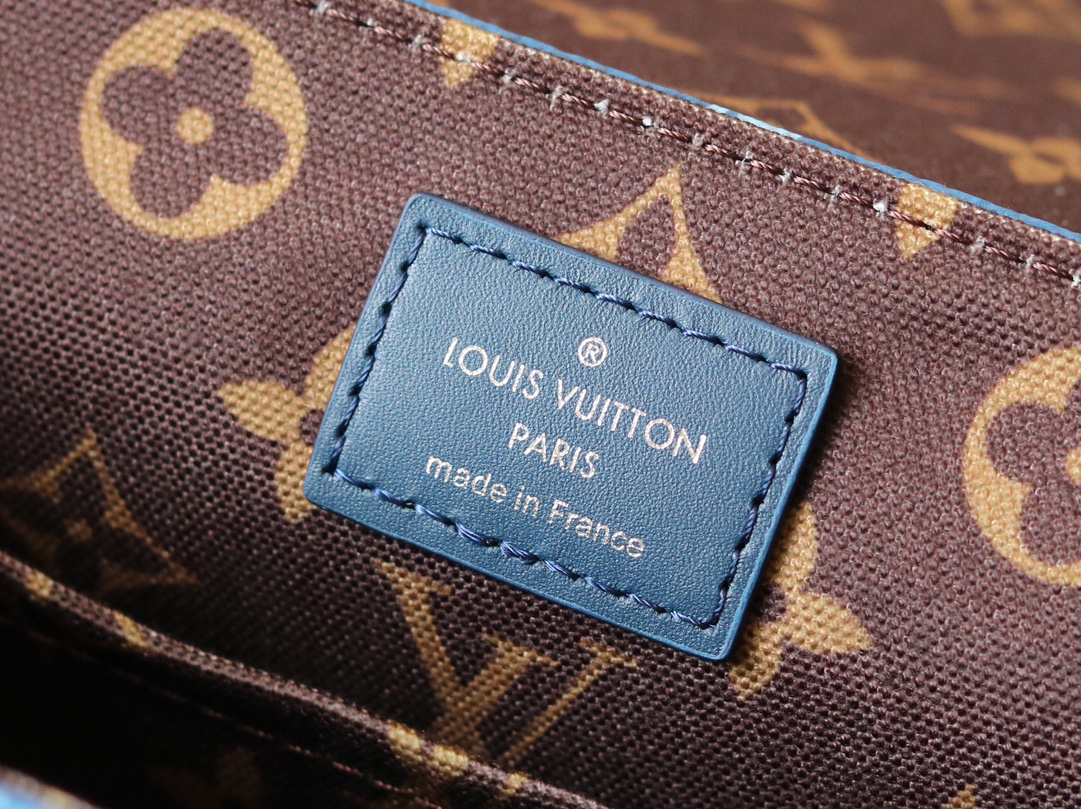 Louis Vuitton District PM Messenger Bag M23785, Blue Monogram Canvas - Image 9