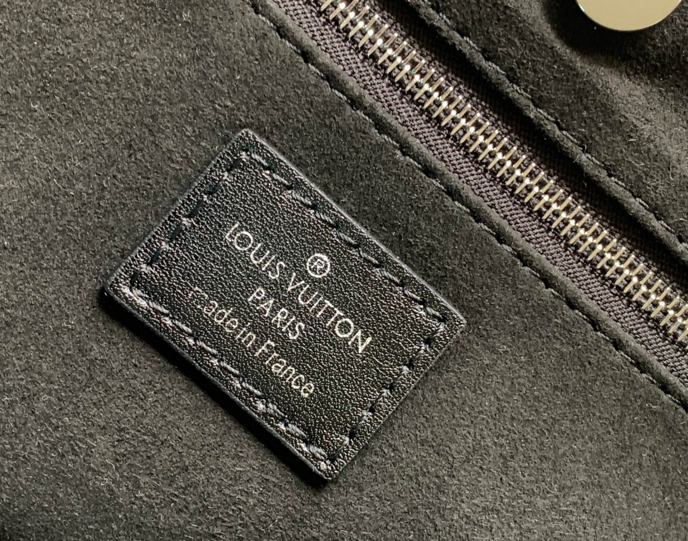 Louis Vuitton CarryAll Cargo Small Handbag - Image 9