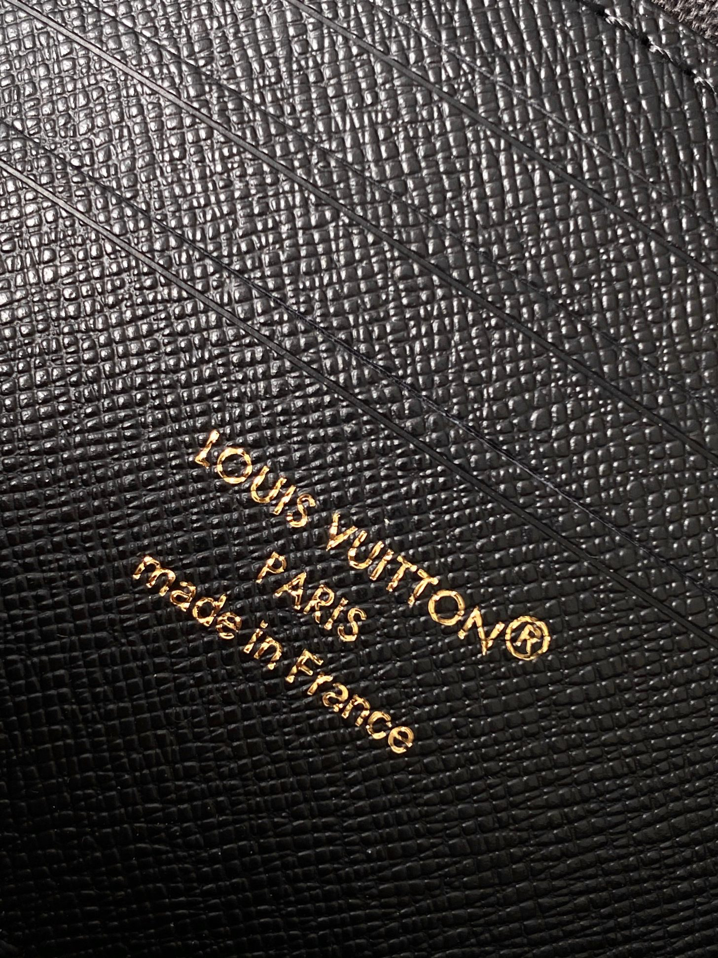 Louis Vuitton Wallet On Chain Ivy in Monogram Canvas - Image 9