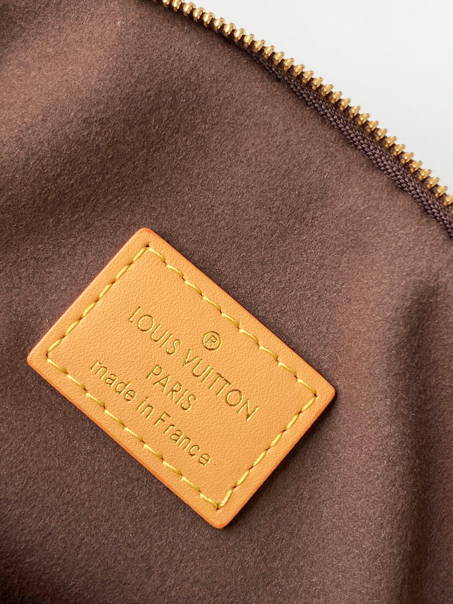 Louis Vuitton Mini Bumbag in Monogram Empreinte Leather - Image 9