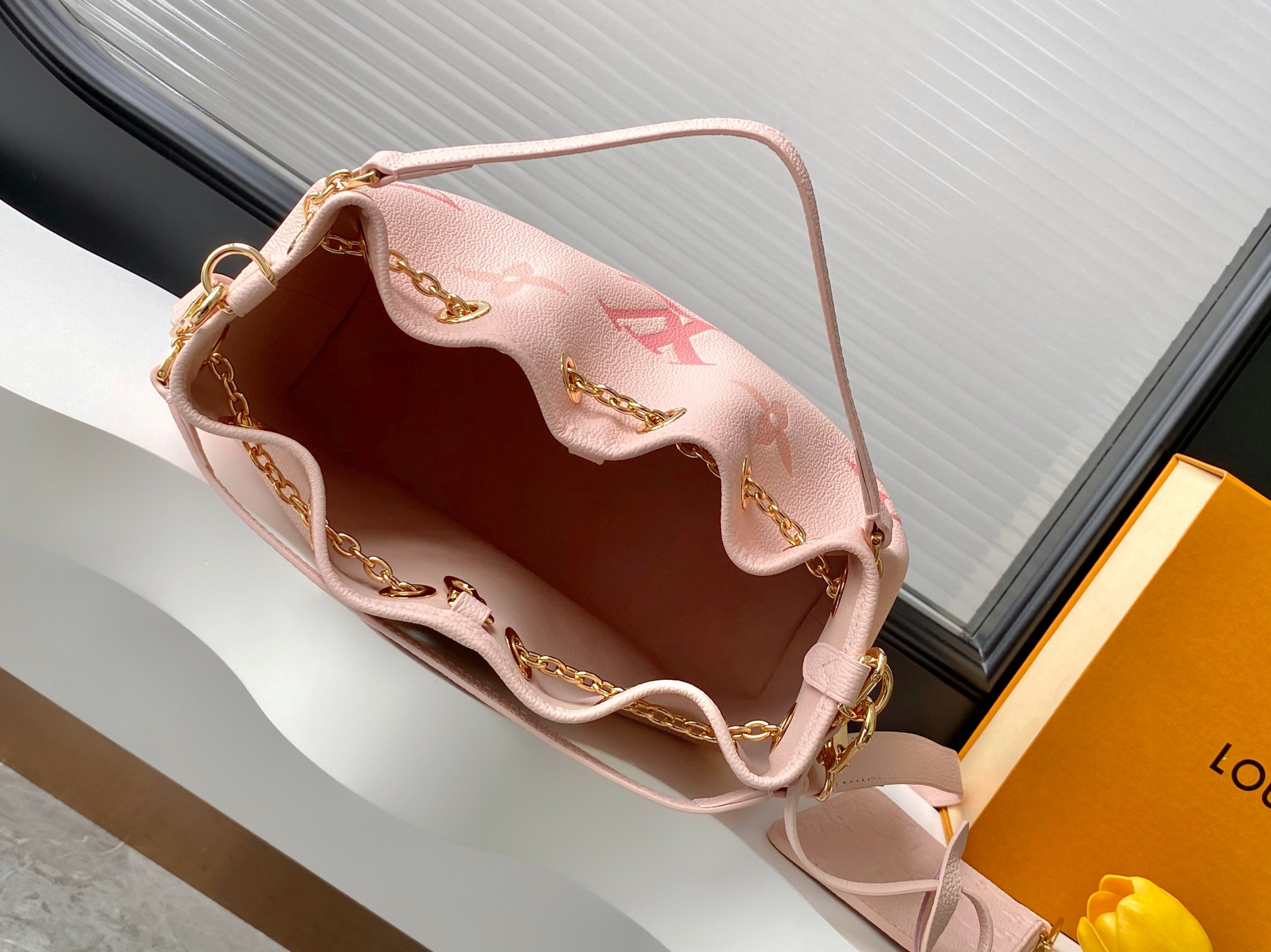 Louis Vuitton Monogram Empreinte Leather Handbag M47209 - Image 9