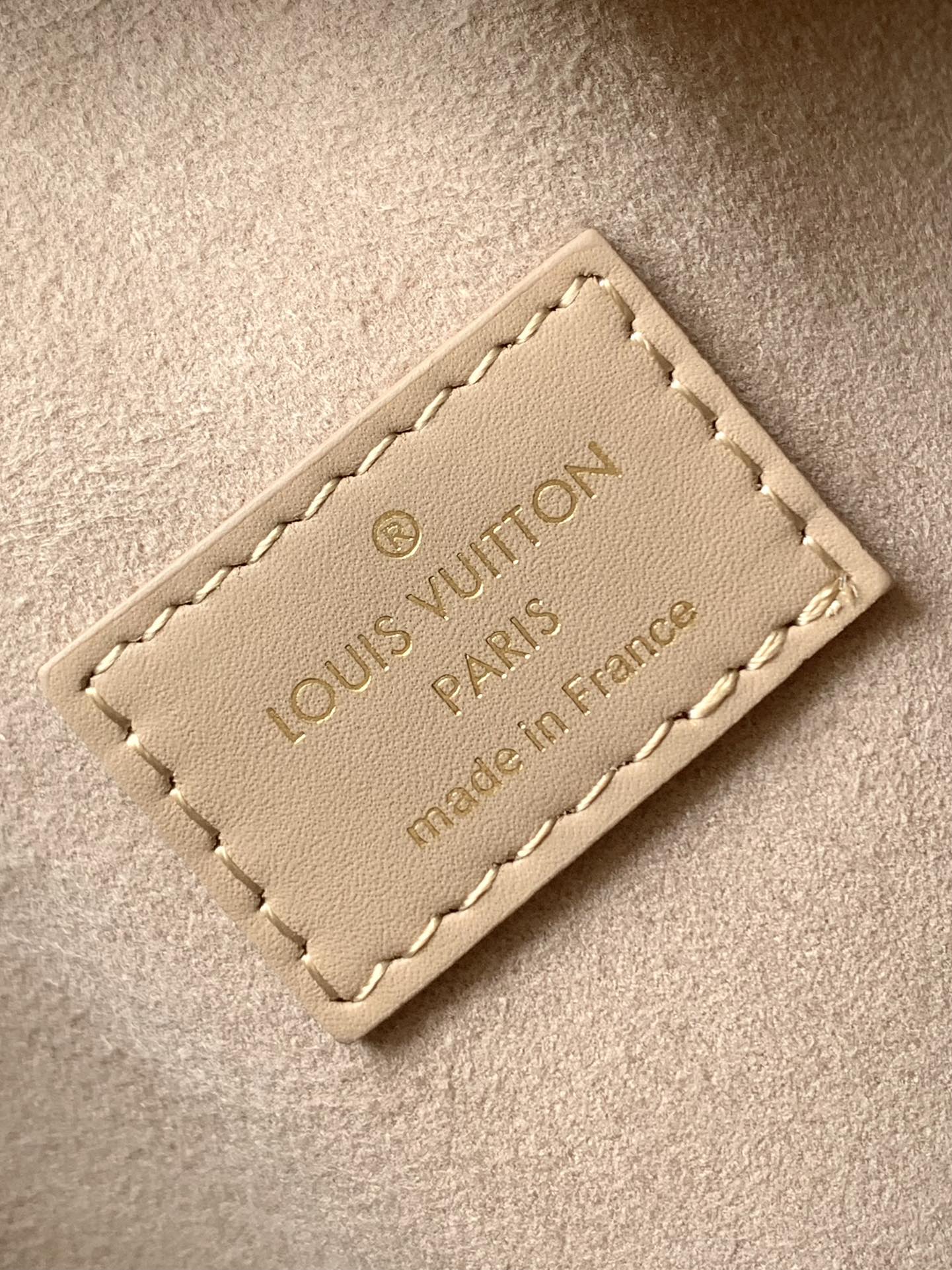 Louis Vuitton Side Trunk Medium Handbag - Image 9