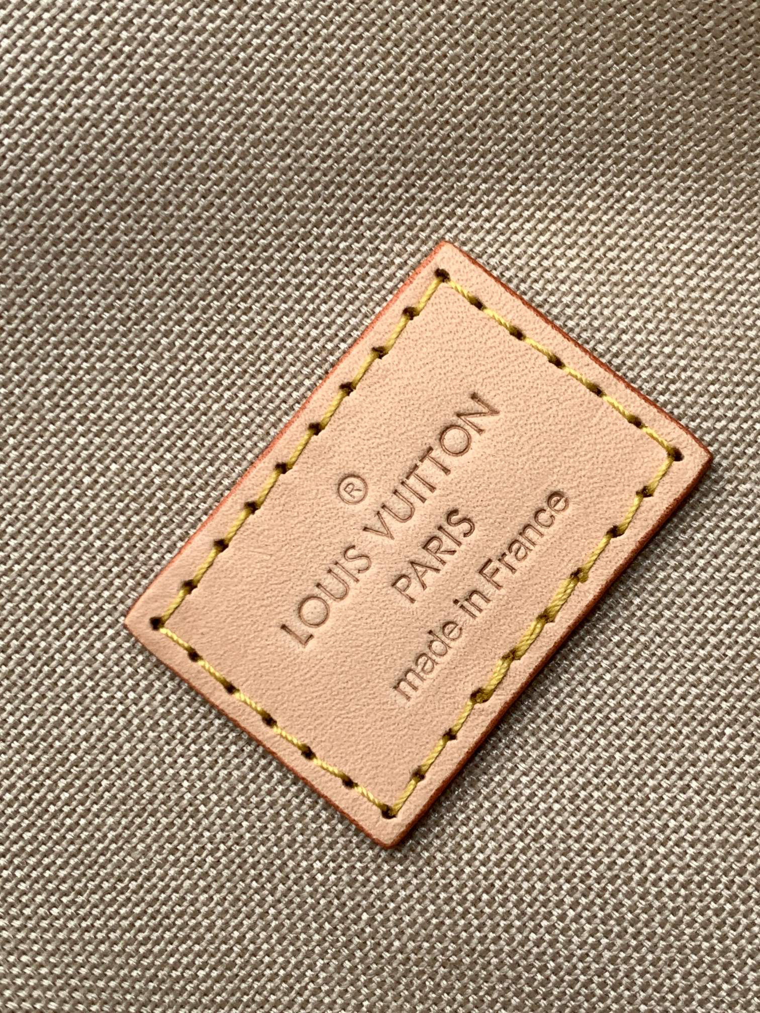 Louis Vuitton Saumur BB Handbag - Image 9