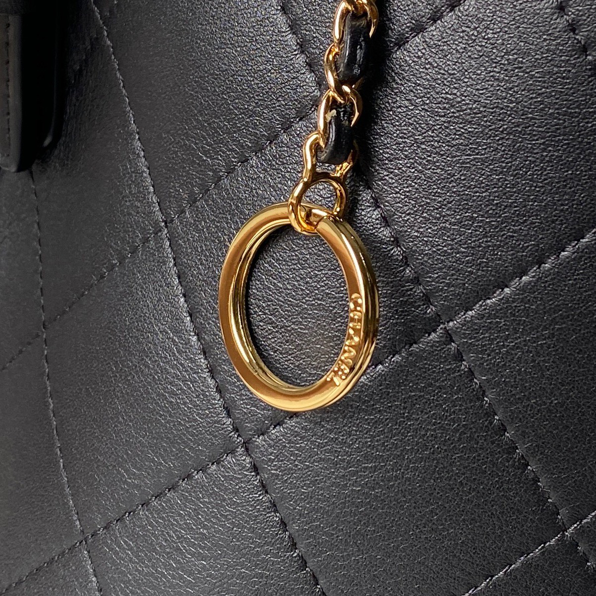 Chanel 26S Bucket Bag AS6268 - Image 9