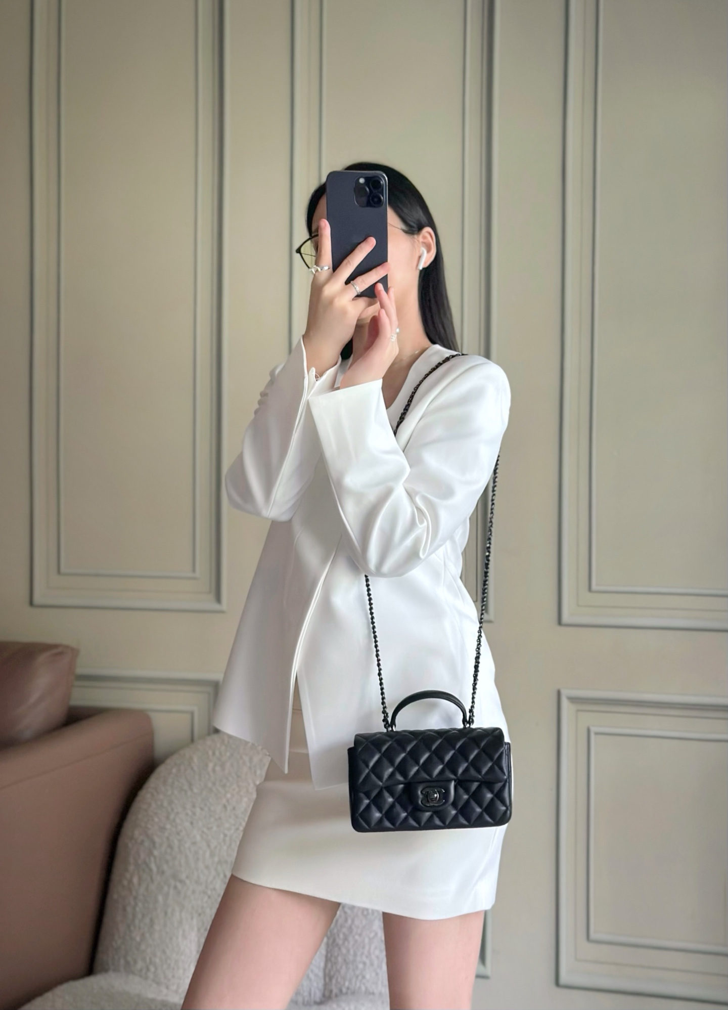 Chanel 21K Mini Classic Flap Bag with Handle AS2431 - Image 9